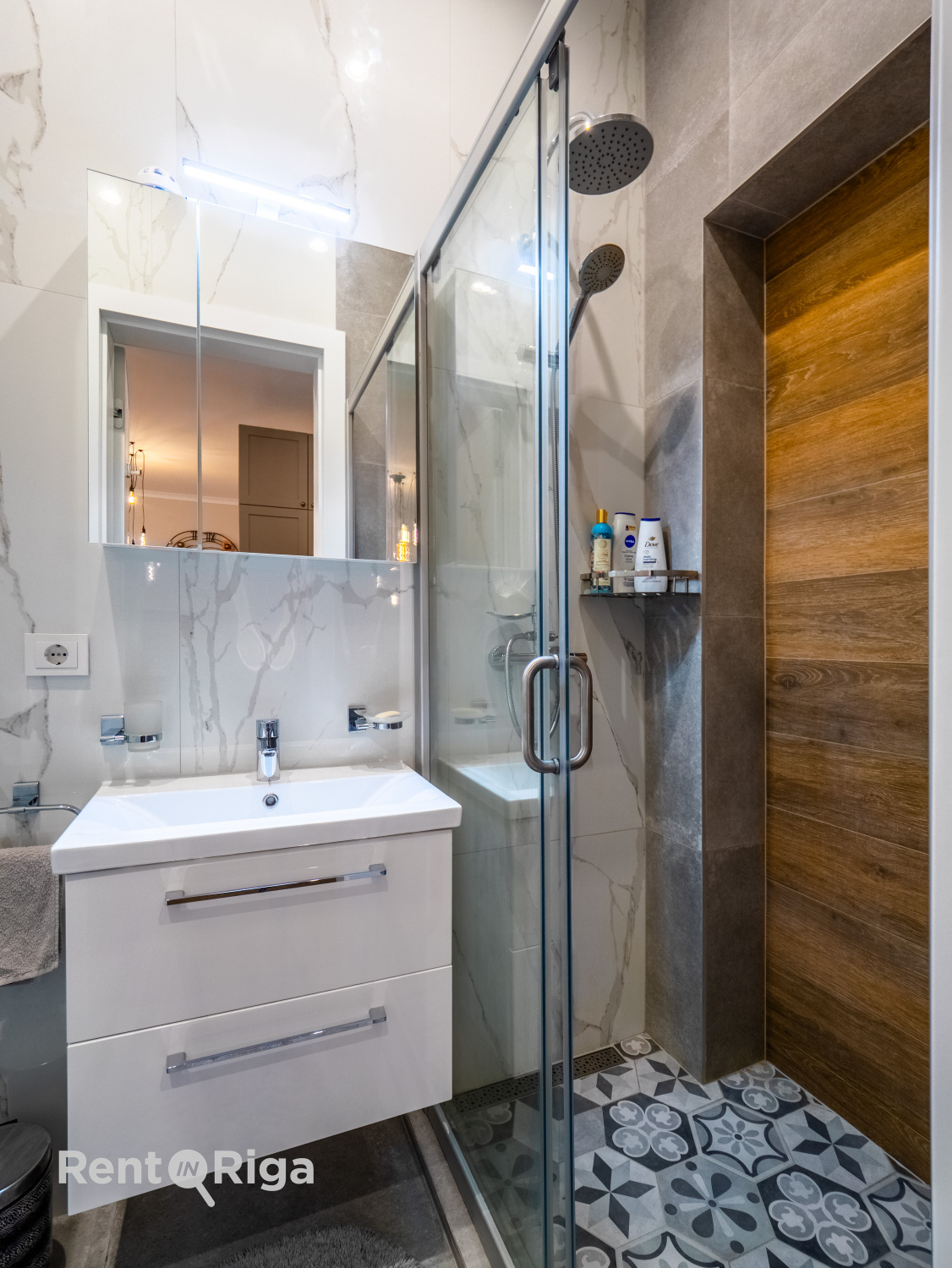 Pārdod dzīvokli, Aleksandra Čaka iela 26 - Attēls 1