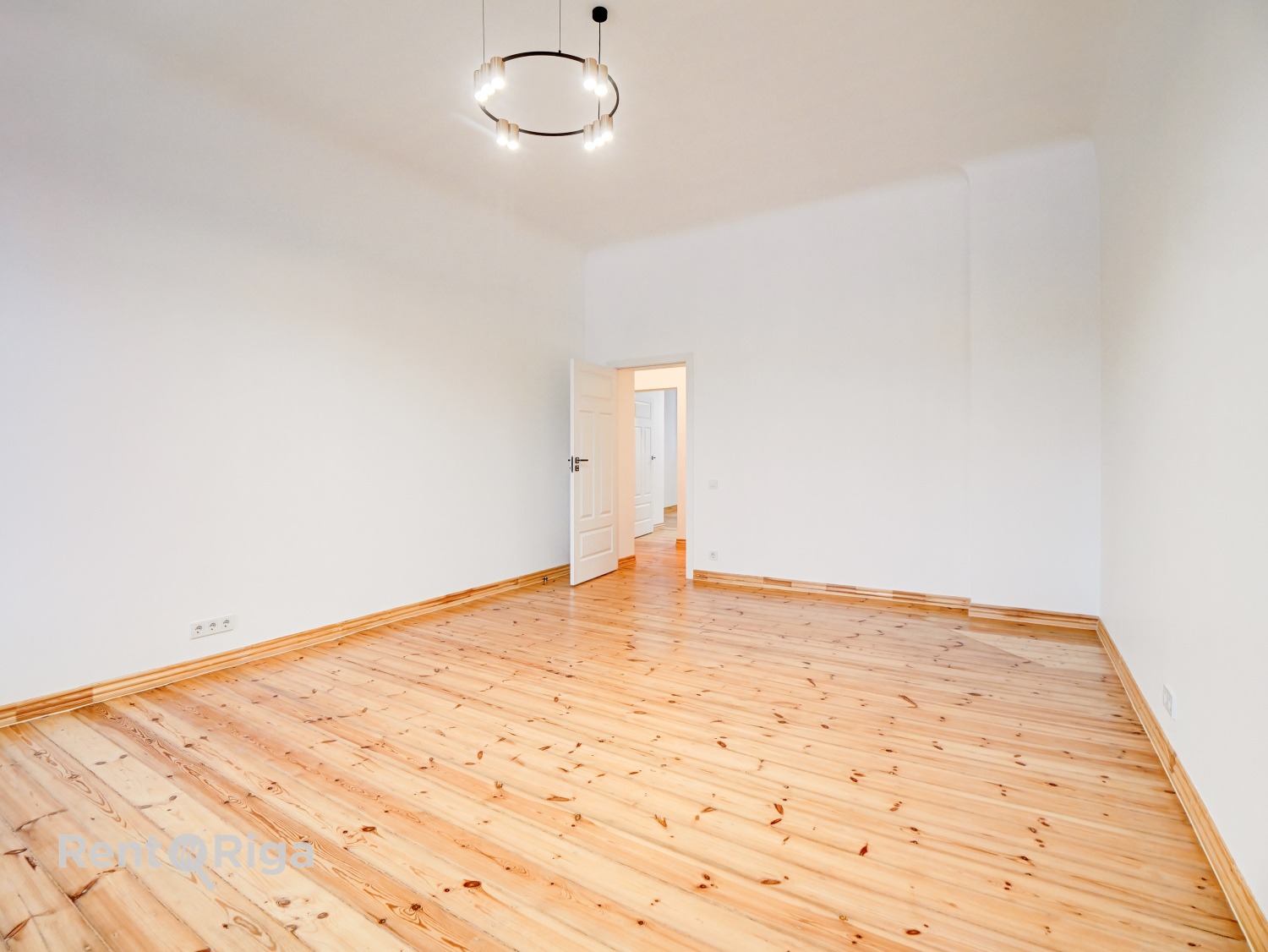 Pārdod dzīvokli, Ganību dambis iela 15 - Attēls 1