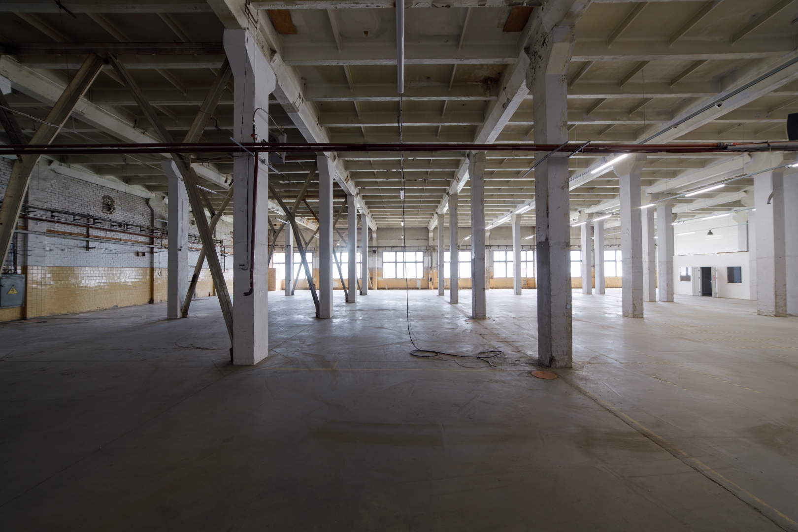 Iznomā noliktavu, Daugavgrīvas iela - Attēls 1