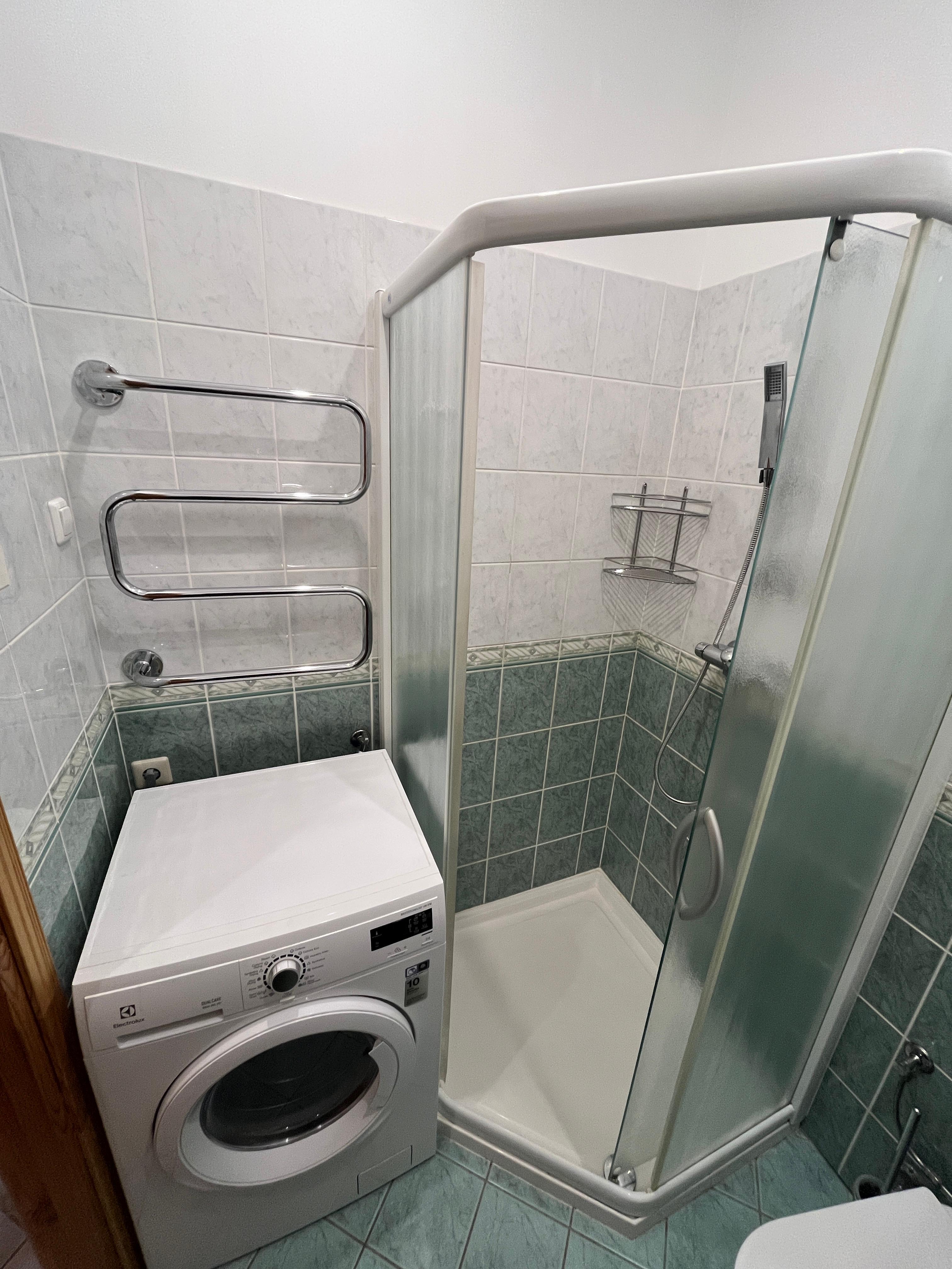 Izīrē dzīvokli, Etnas iela 10 - Attēls 1