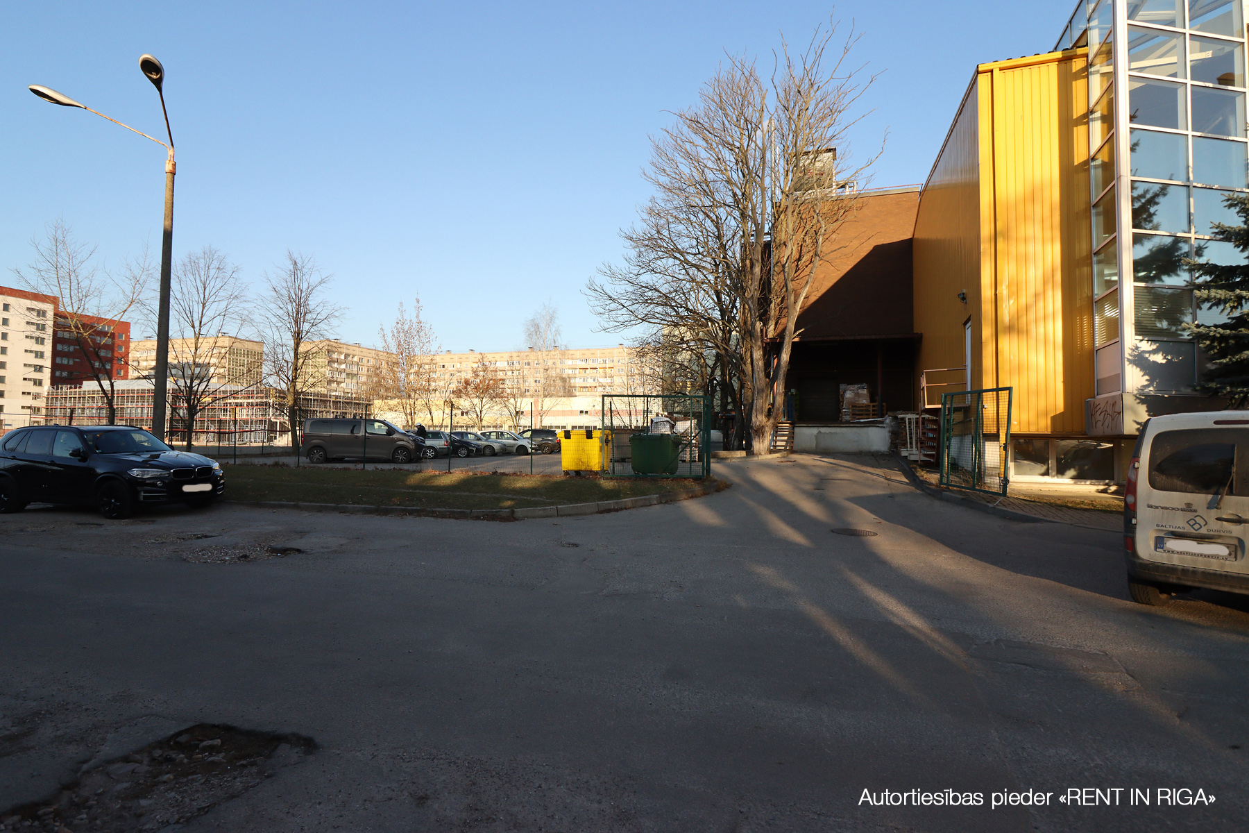 Iznomā tirdzniecības telpas, Deglava iela - Attēls 1