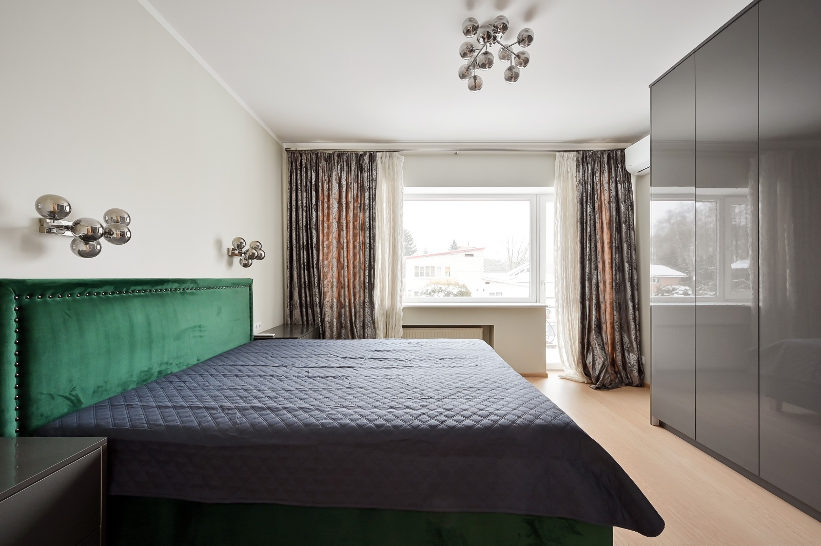 Pārdod māju, Dauguļu iela - Attēls 1