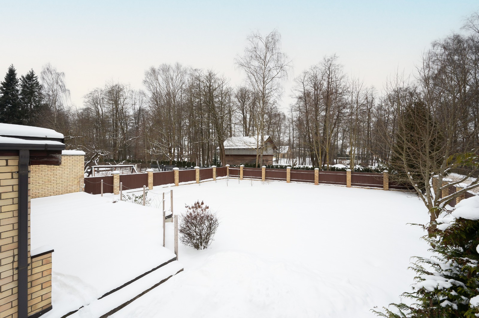 Pārdod māju, Dauguļu iela - Attēls 1