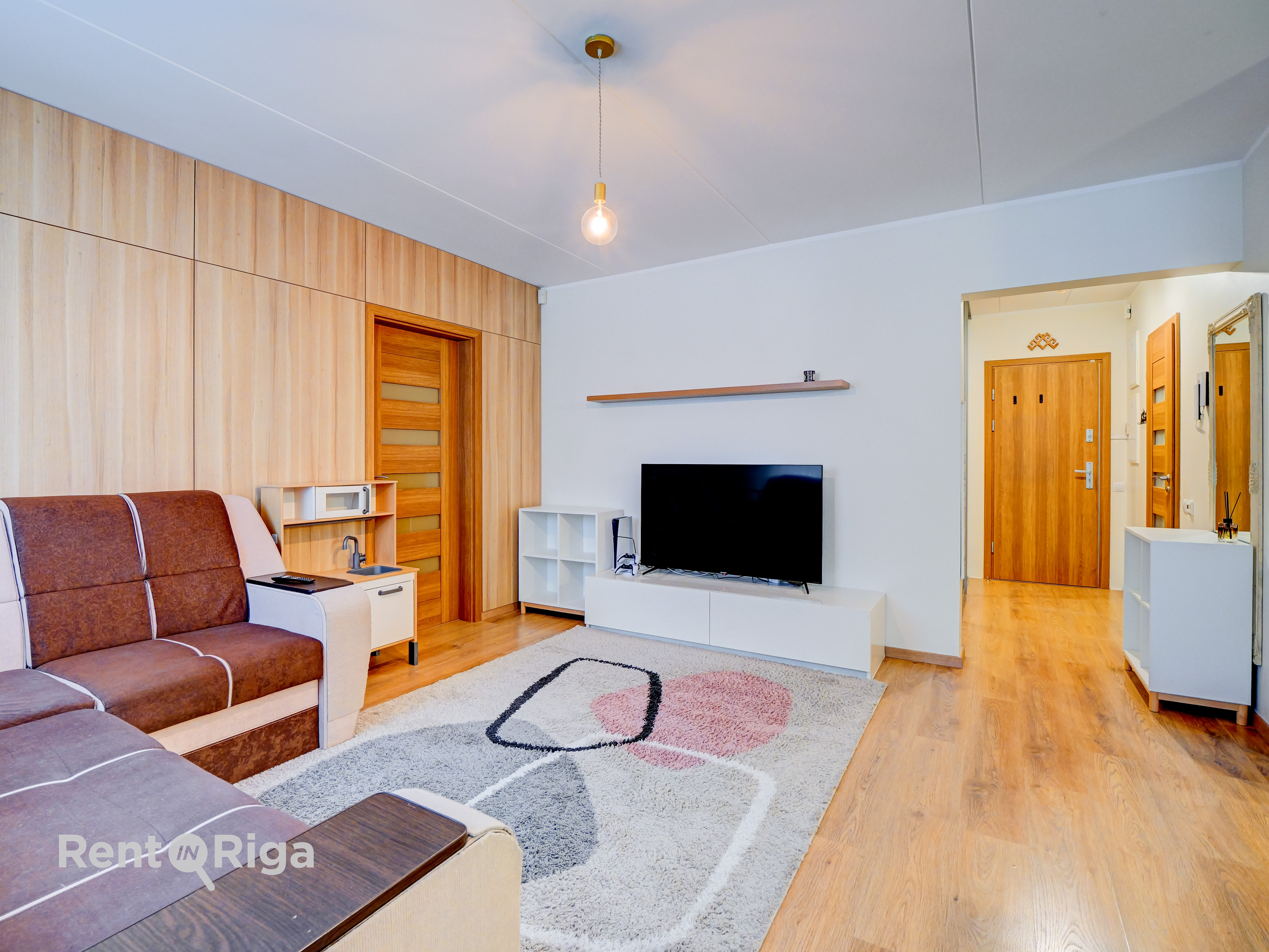 Izīrē dzīvokli, Zaļenieku iela 21 - Attēls 1