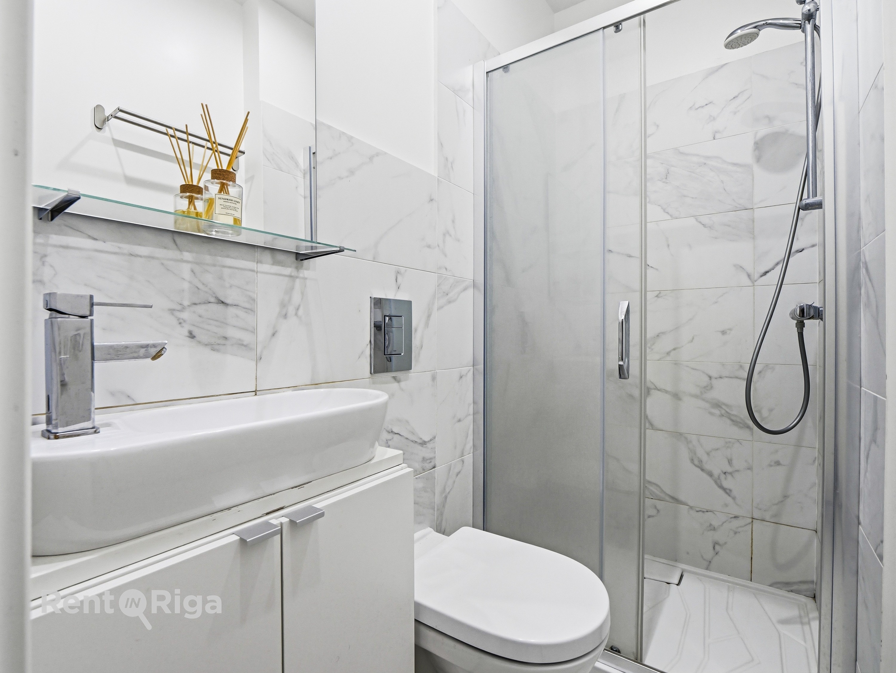 Izīrē dzīvokli, Dzirnavu iela 1 - Attēls 1