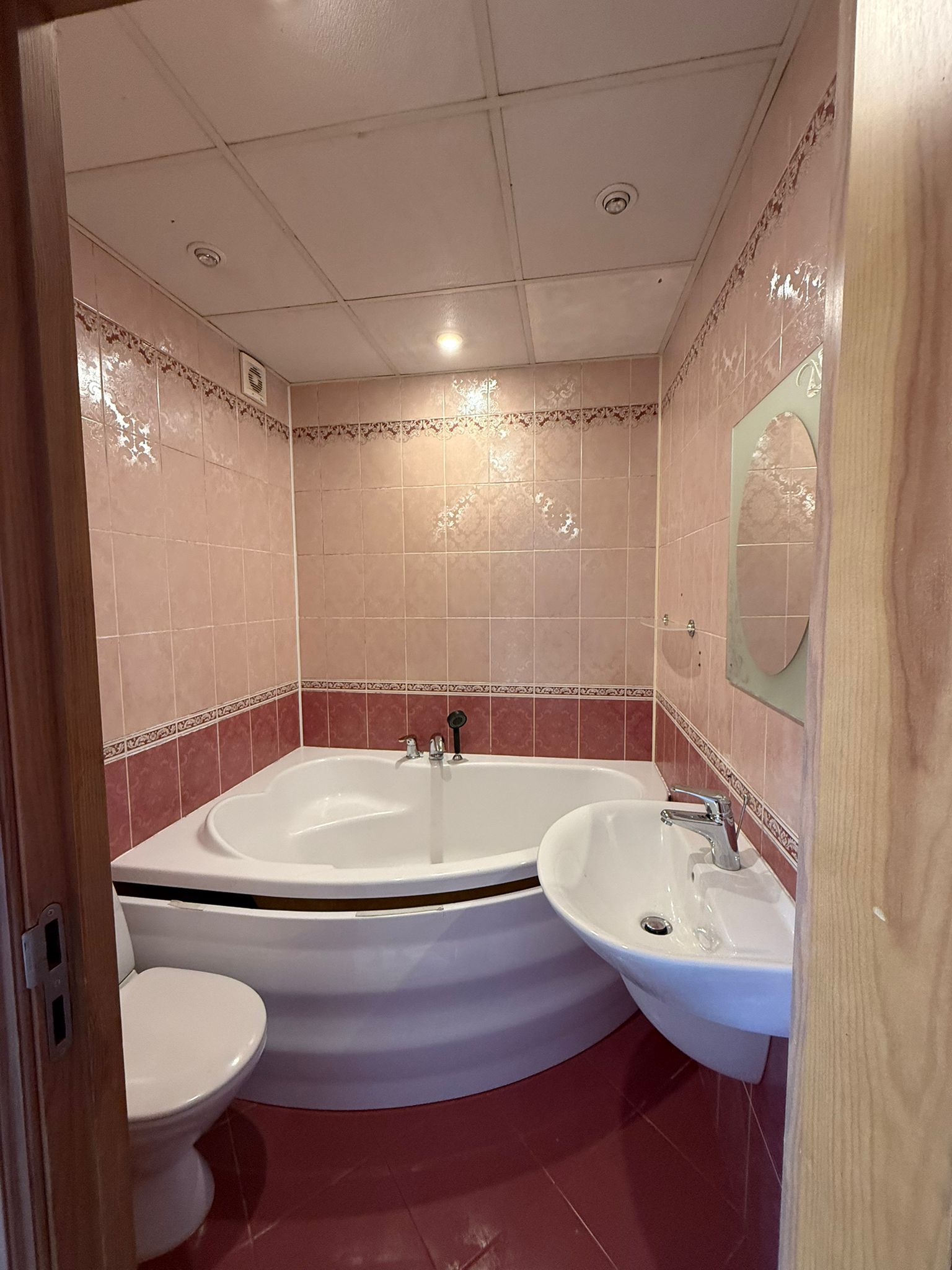 Izīrē dzīvokli, Jukuma Vācieša iela 12 - Attēls 1