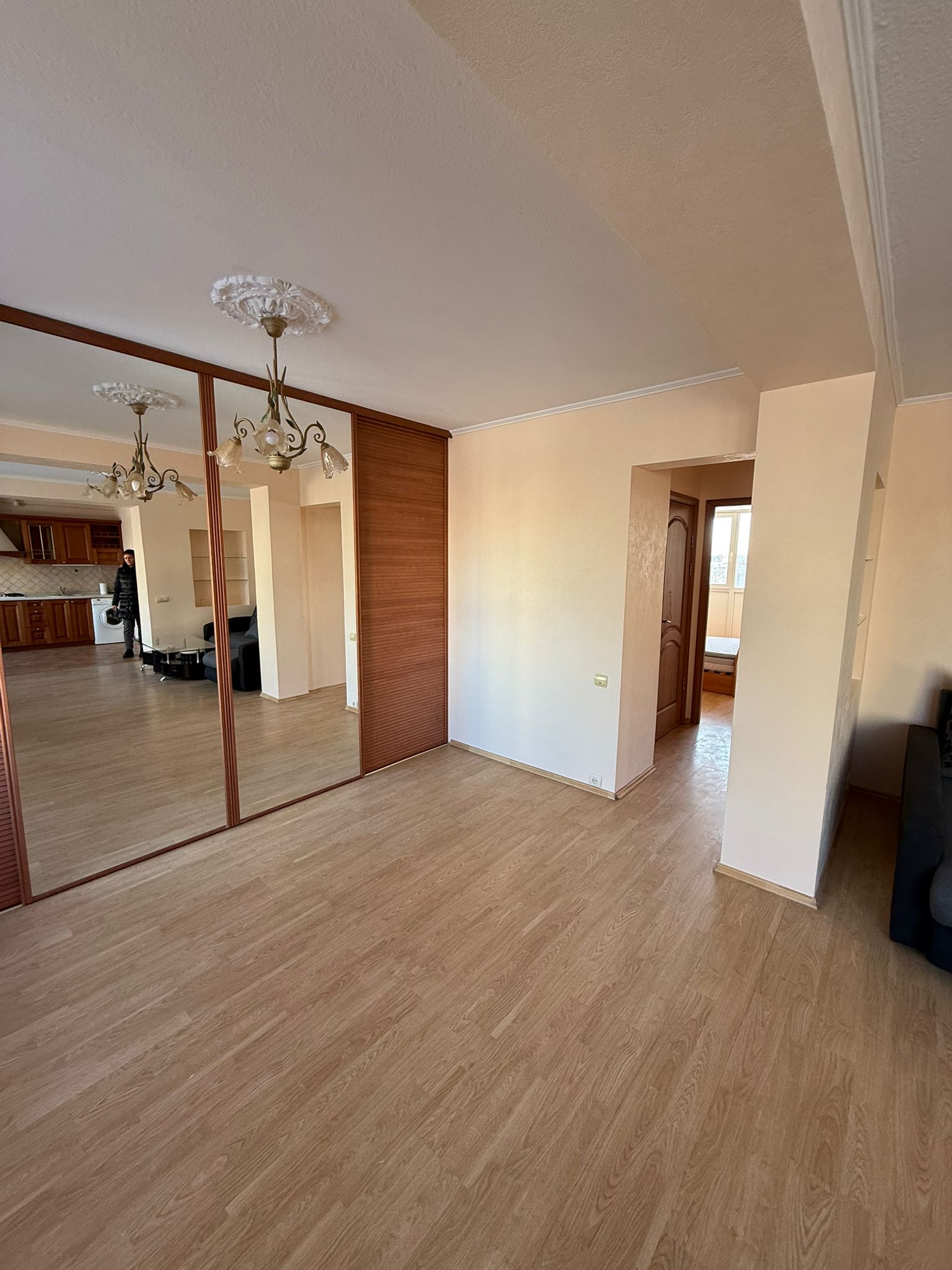 Izīrē dzīvokli, Jukuma Vācieša iela 12 - Attēls 1