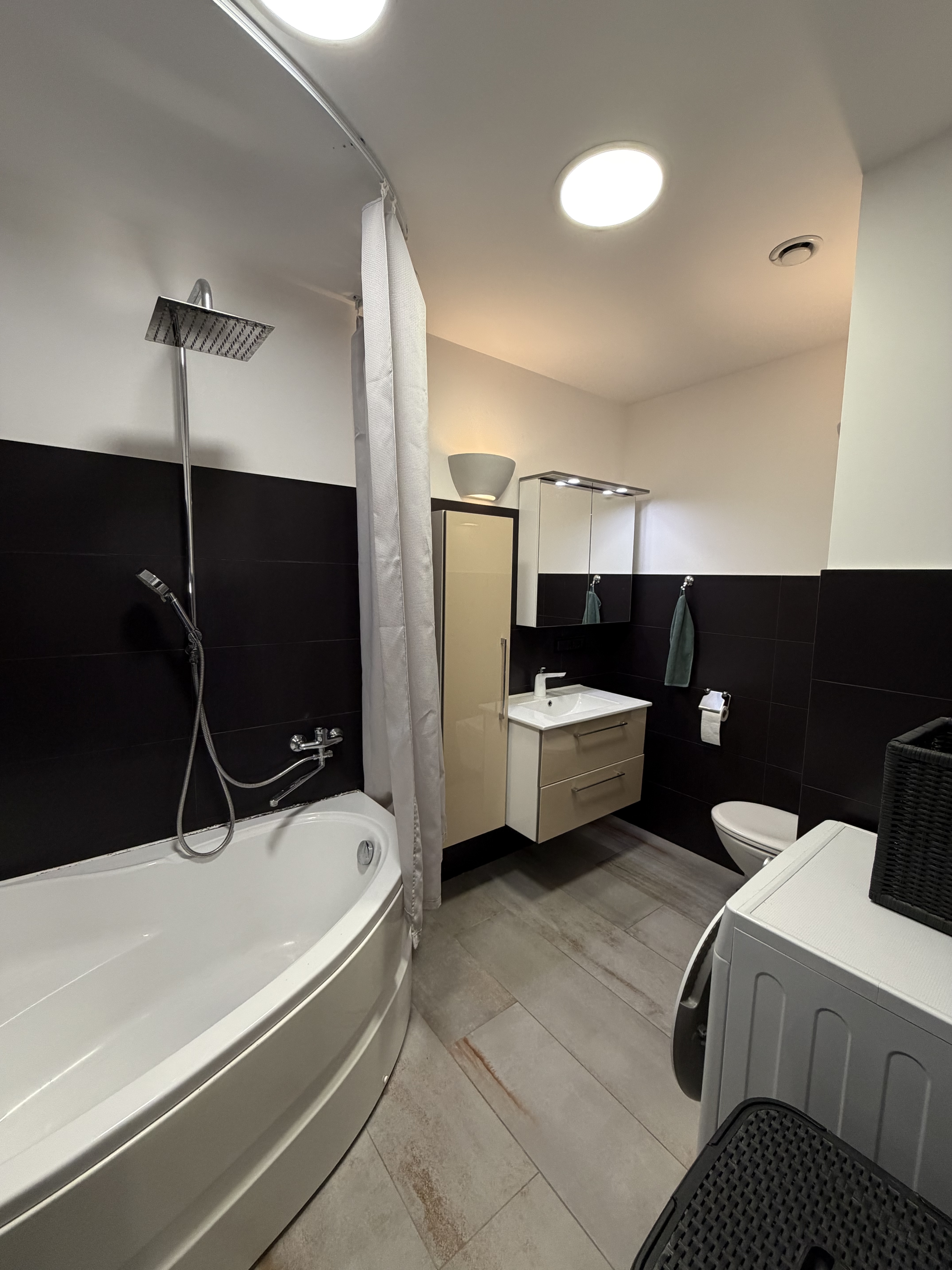 Izīrē dzīvokli, Klijānu iela 16 - Attēls 1