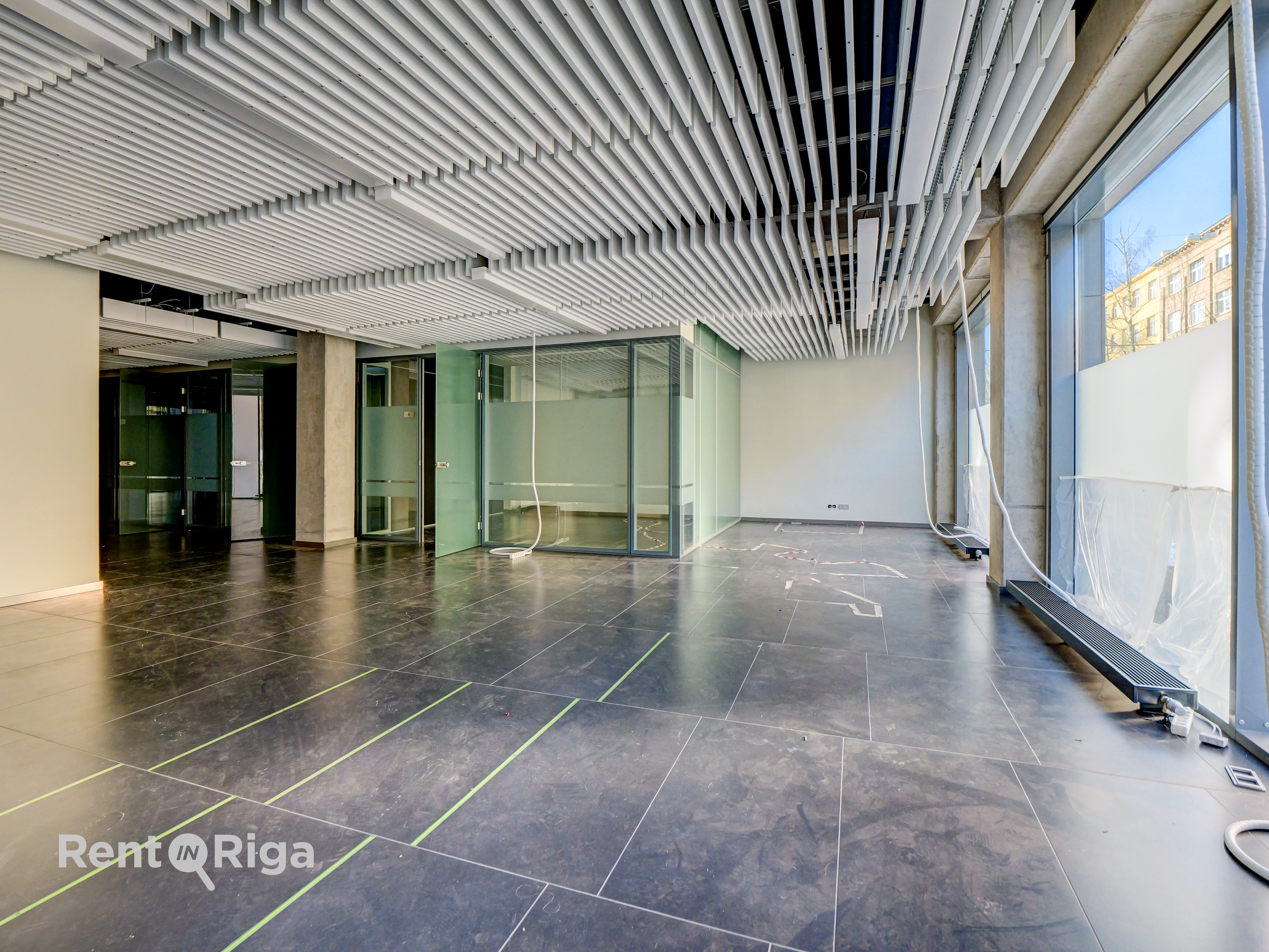 Iznomā tirdzniecības telpas, Kr. Valdemāra iela - Attēls 1