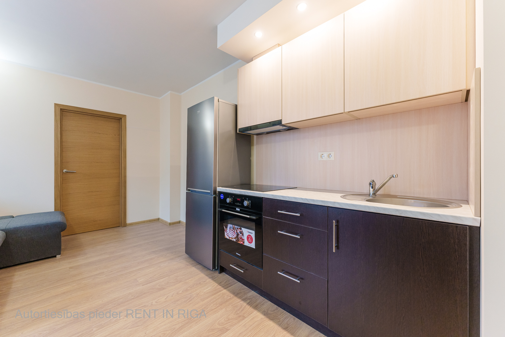 Izīrē dzīvokli, Firsa Sadovņikova iela 31 - Attēls 1