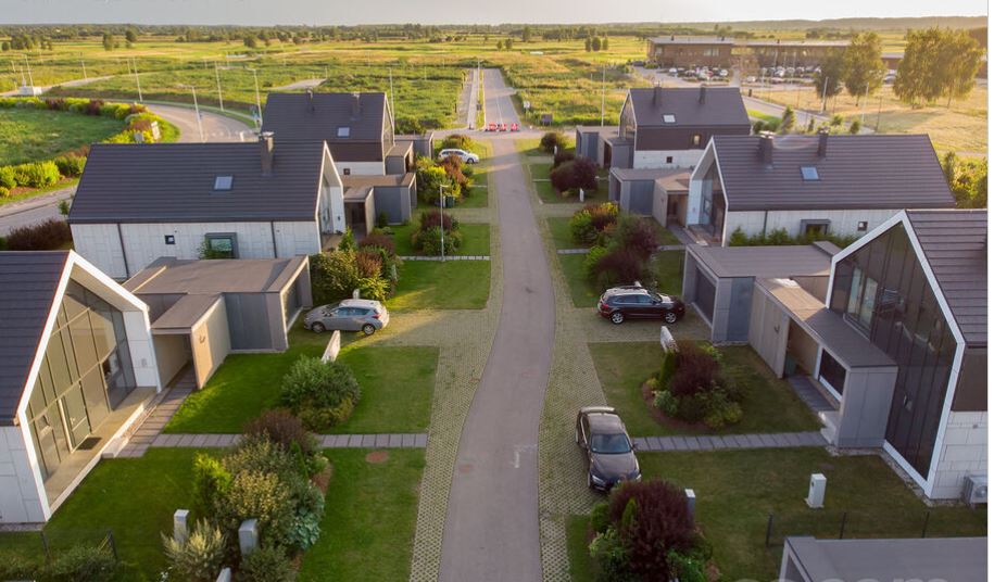 Izīrē māju, Jūras iela iela - Attēls 1