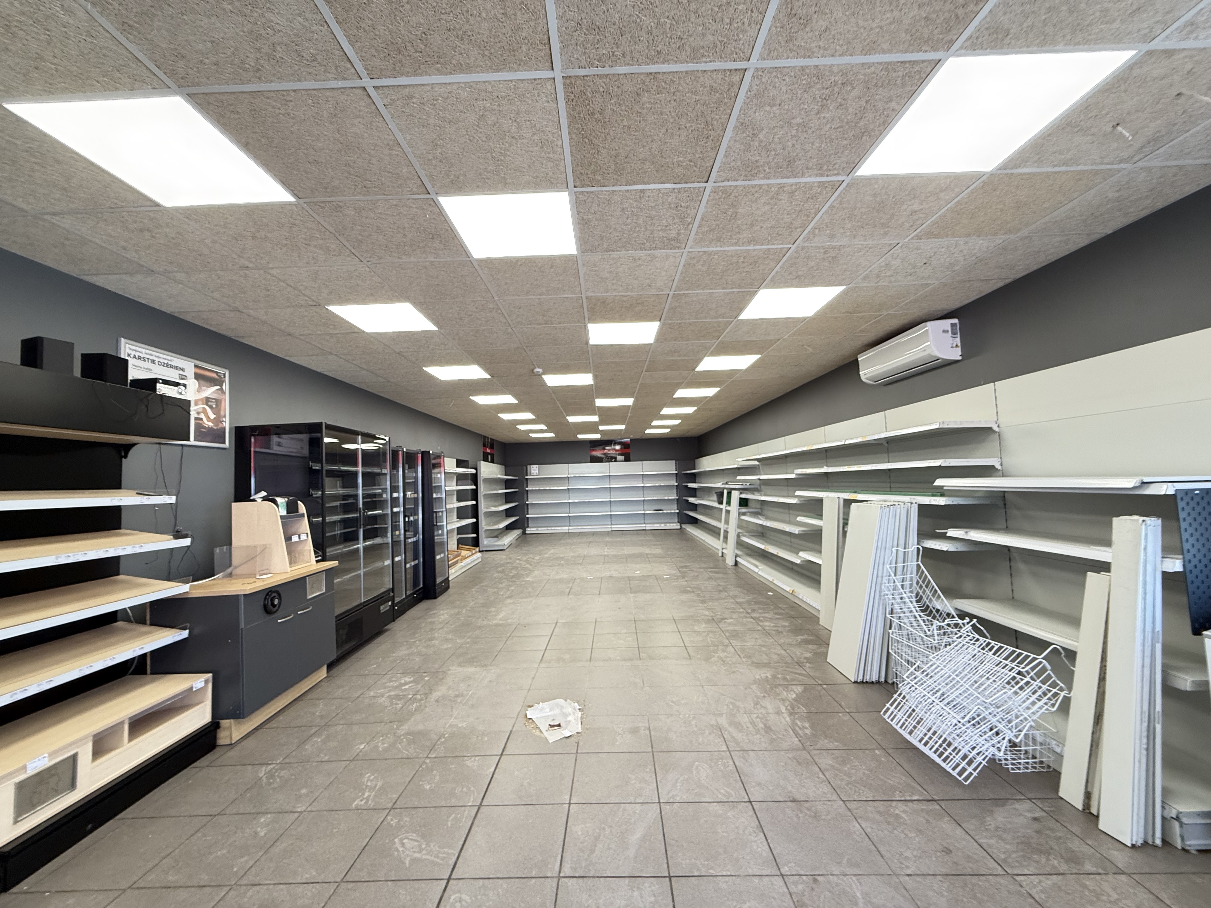 Retail premises for rent, Pētersalas street - Image 1