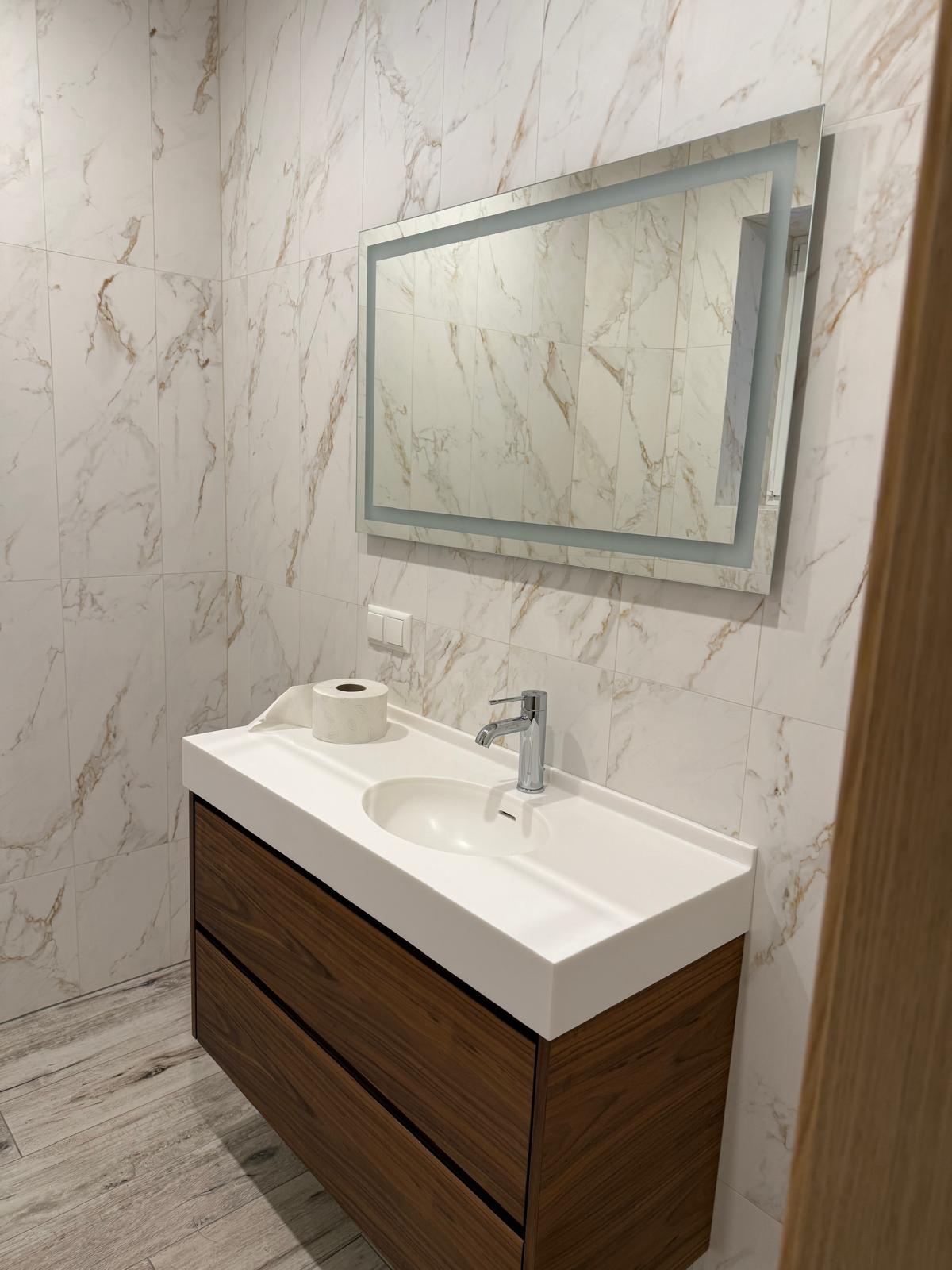 Izīrē māju, Brūkleņu iela - Attēls 1