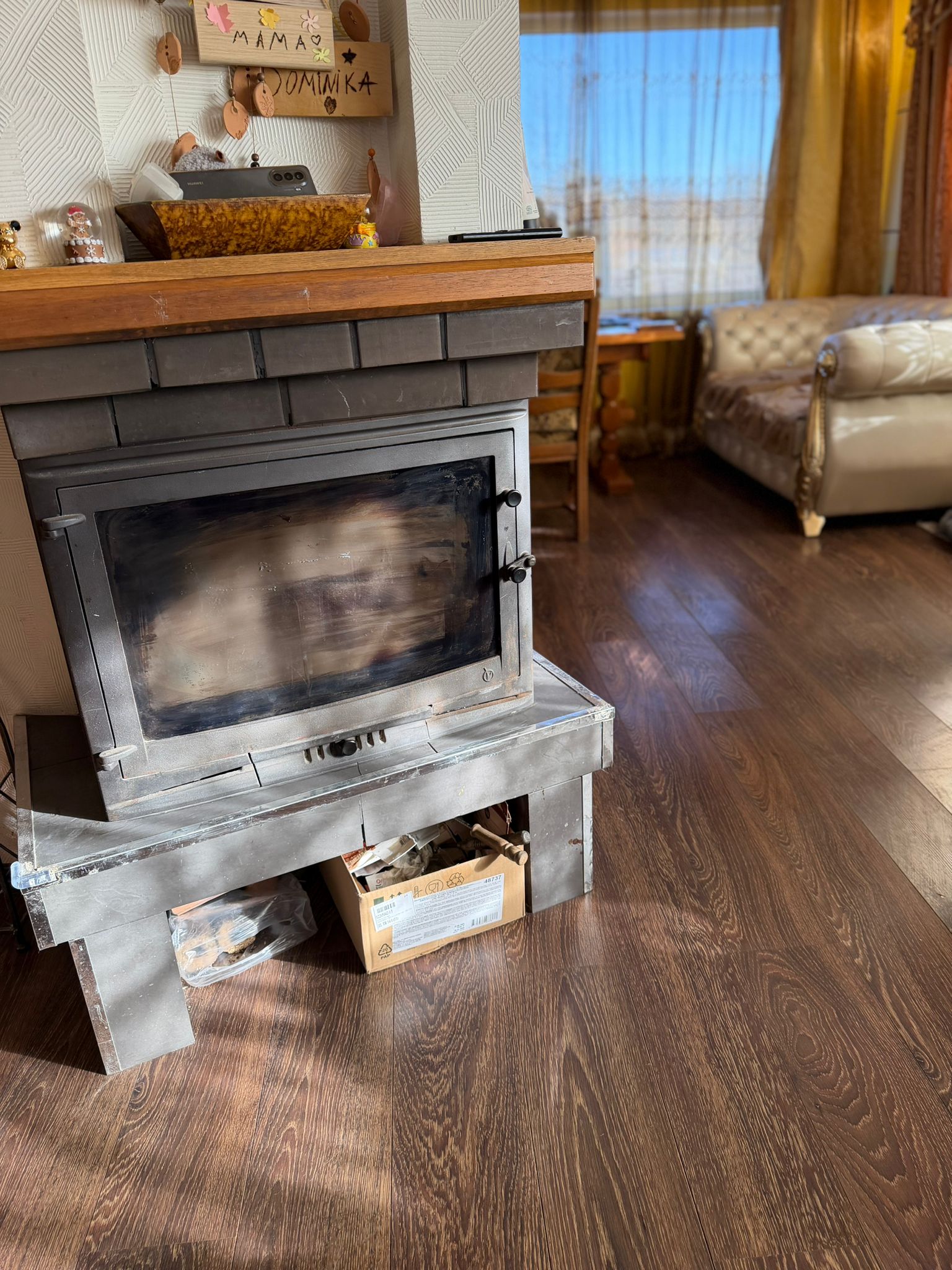 Pārdod māju, Ērkšķu iela iela - Attēls 1