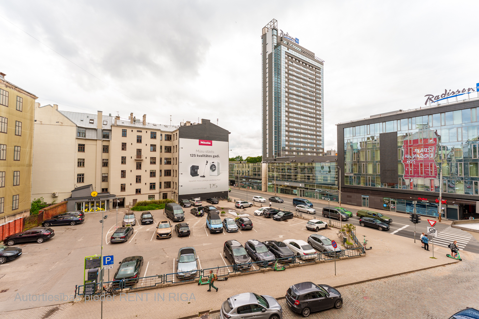 Pārdod dzīvokli, Brīvības iela 46 - Attēls 1