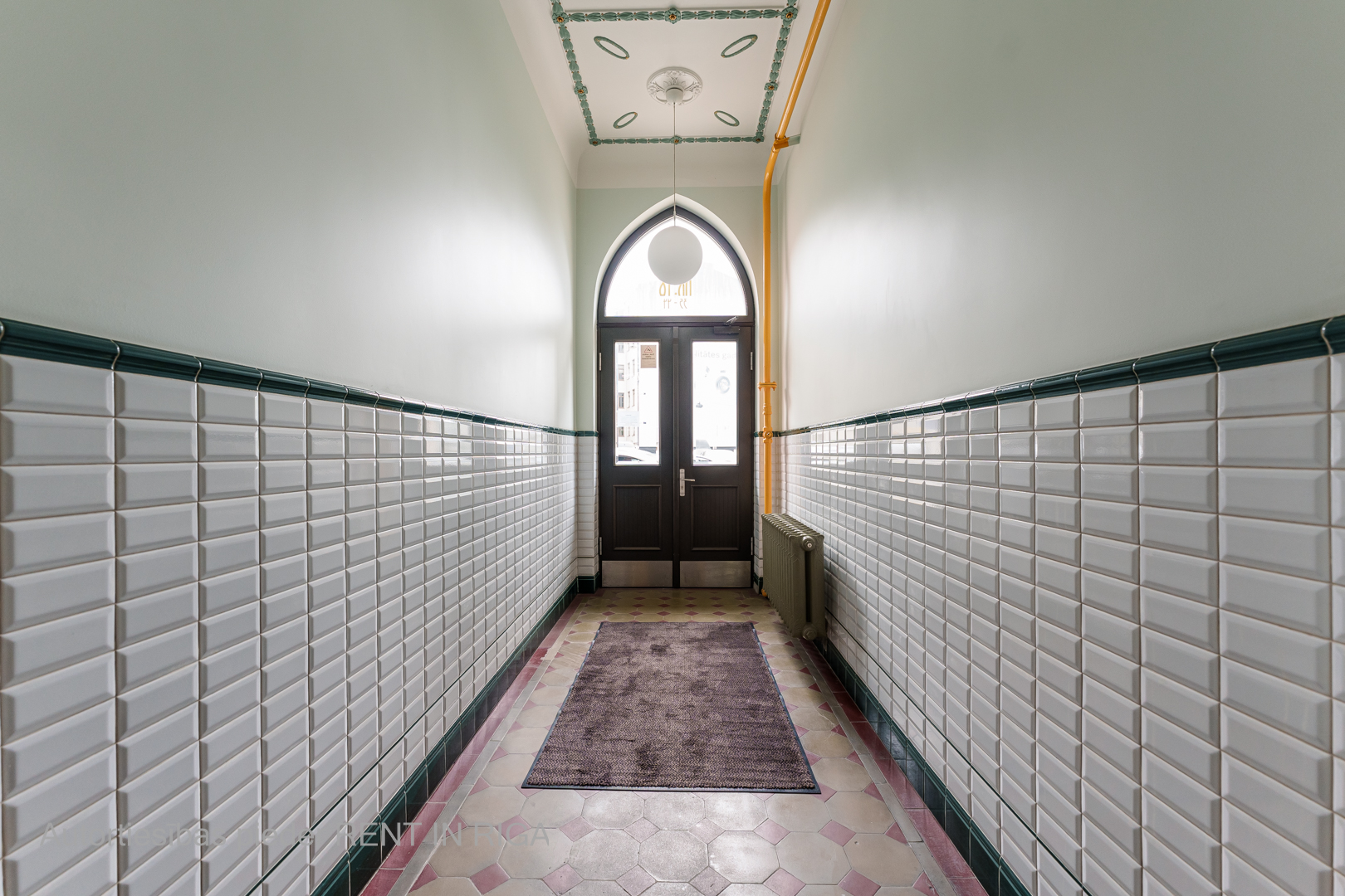 Pārdod dzīvokli, Brīvības iela 46 - Attēls 1