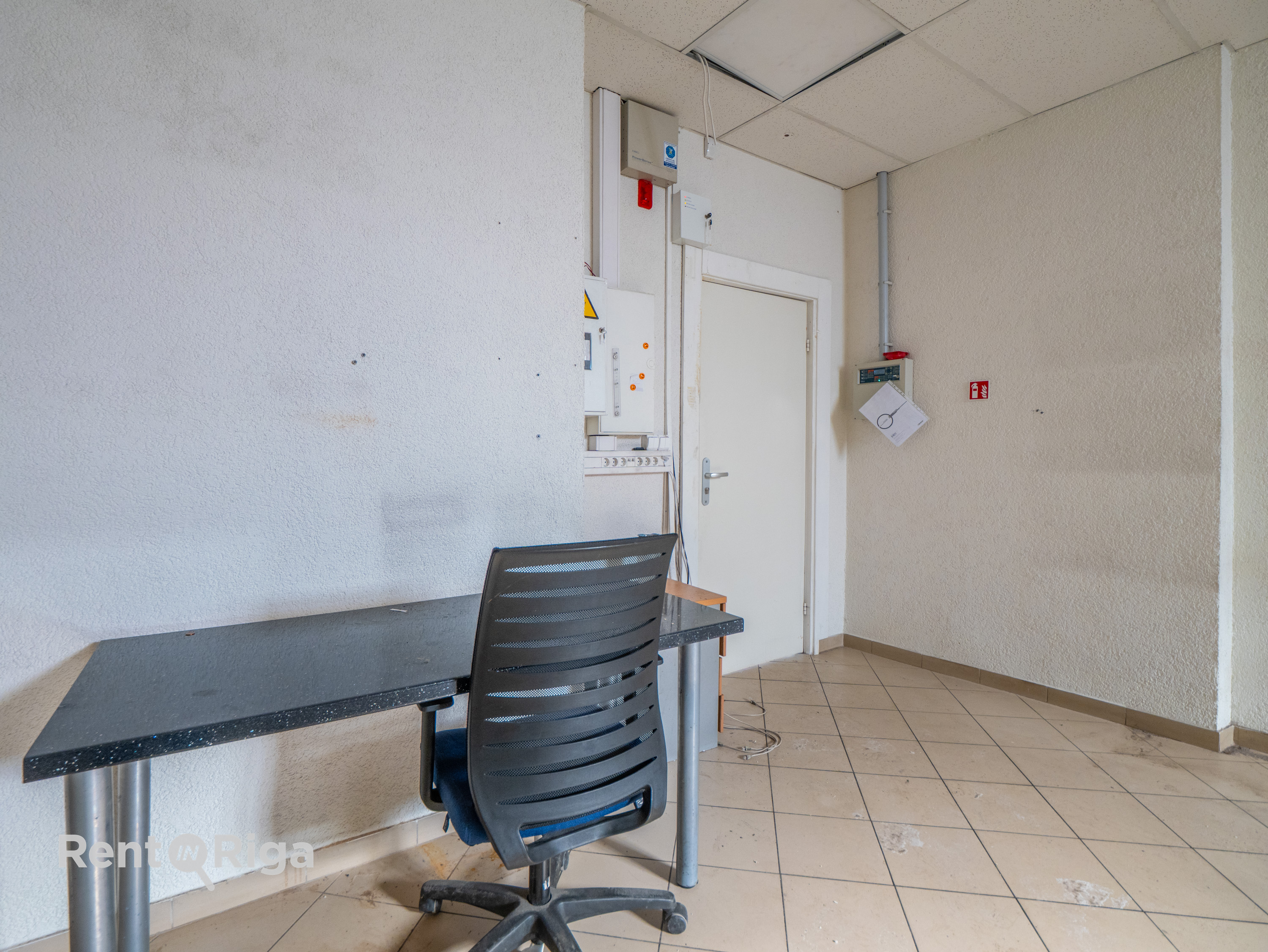 Retail premises for rent, Pērnavas street - Image 1