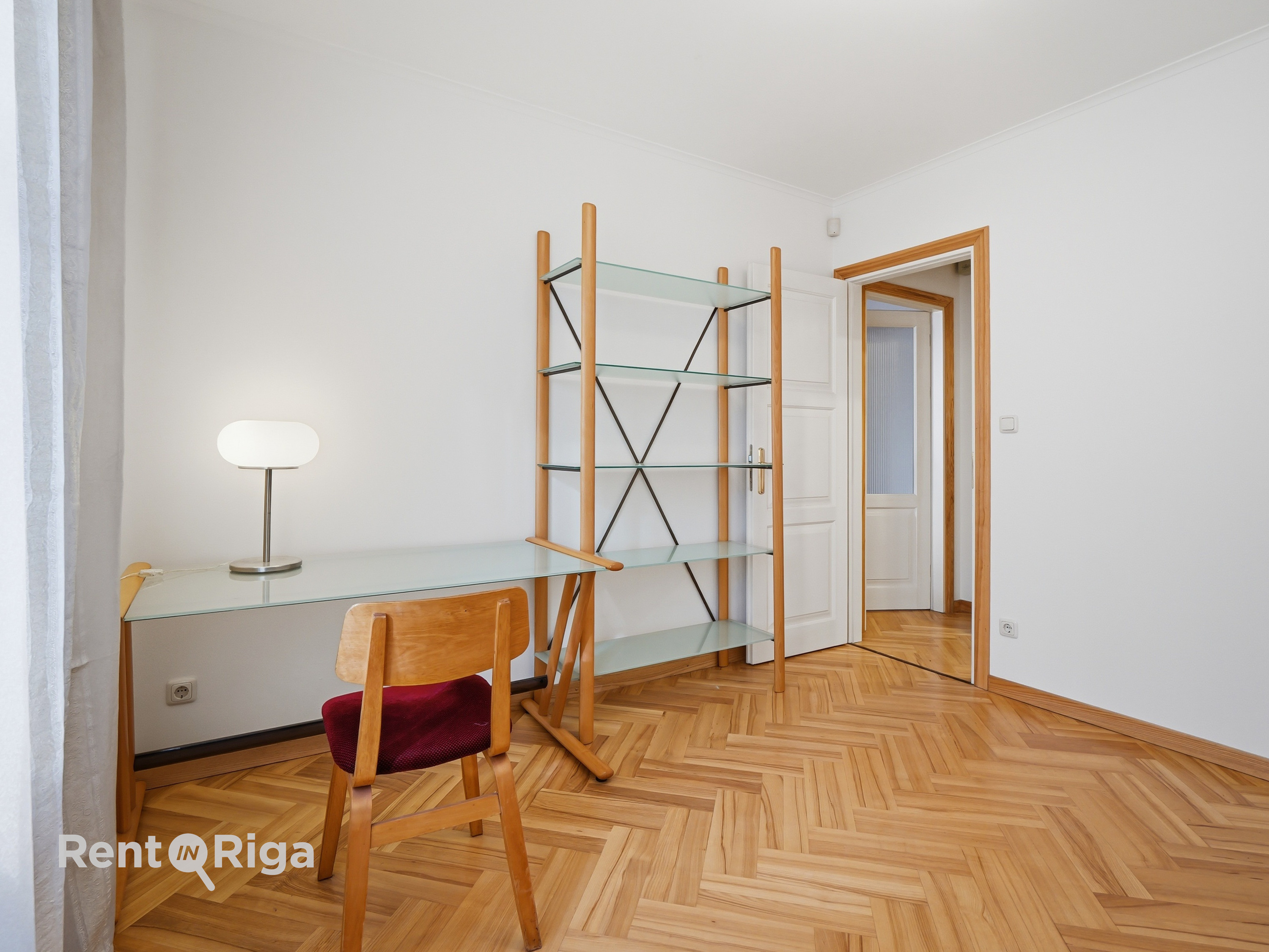 Izīrē dzīvokli, Miera iela 12 - Attēls 1