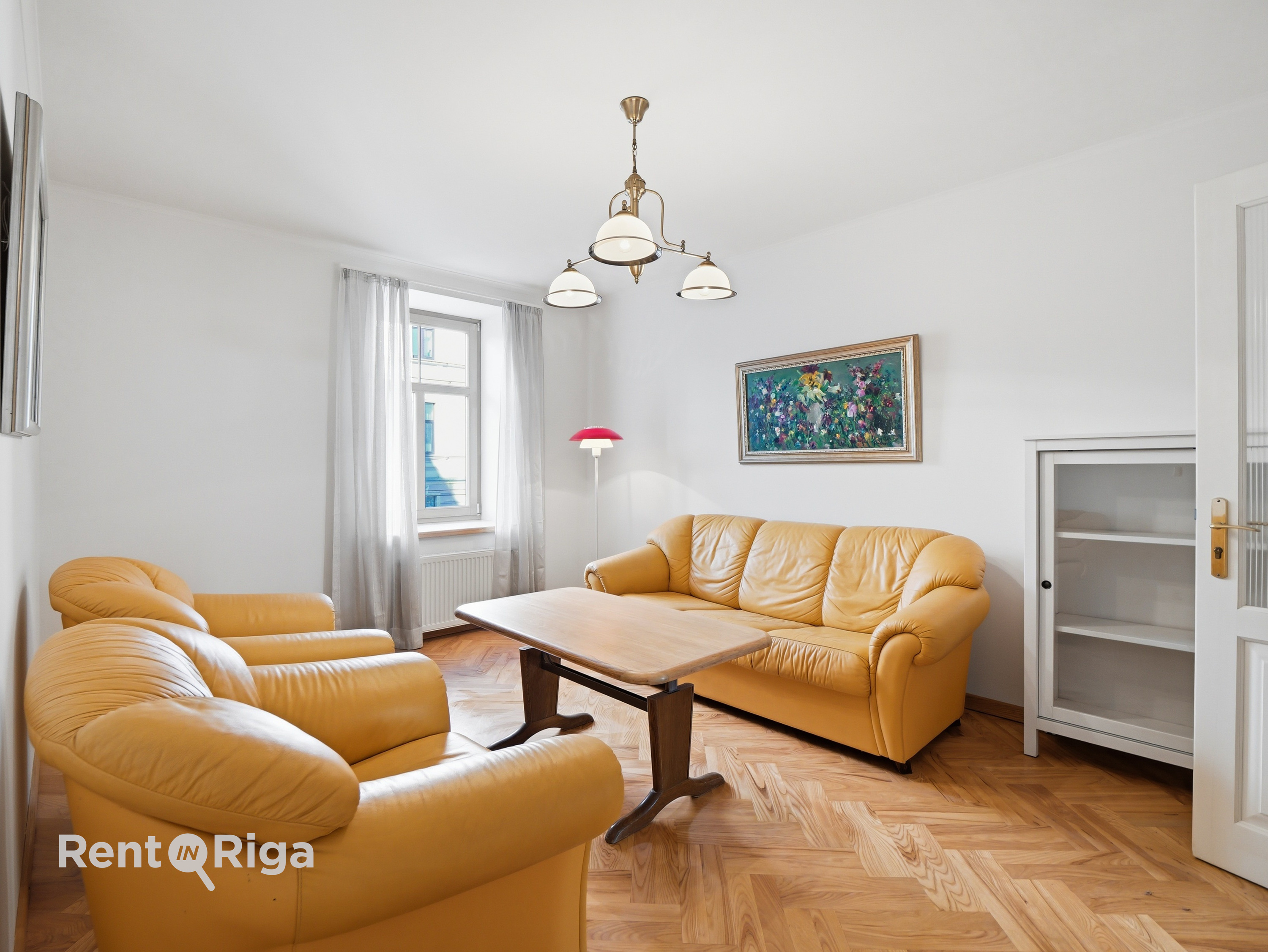 Izīrē dzīvokli, Miera iela 12 - Attēls 1