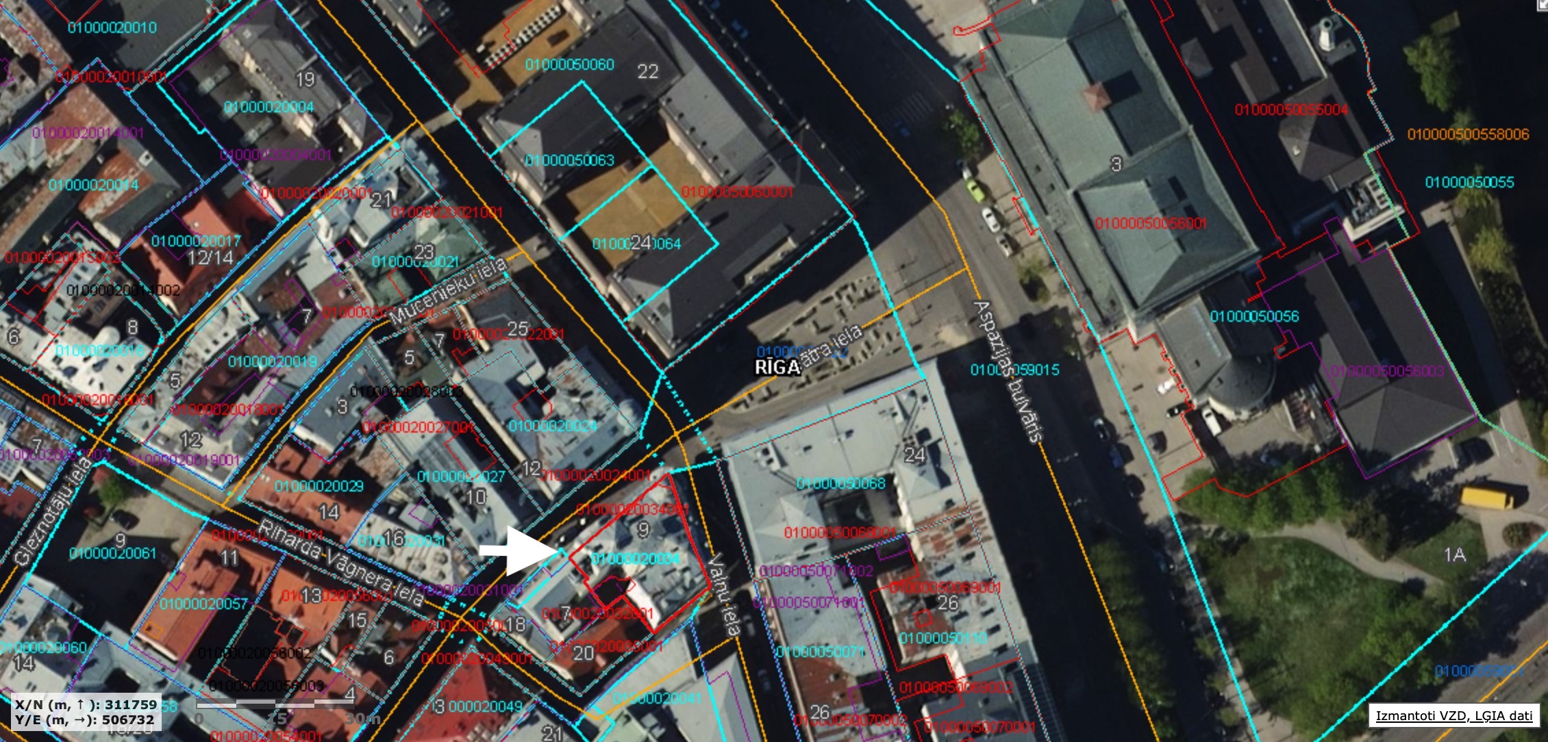 Pārdod namīpašumu, Teātra iela - Attēls 1