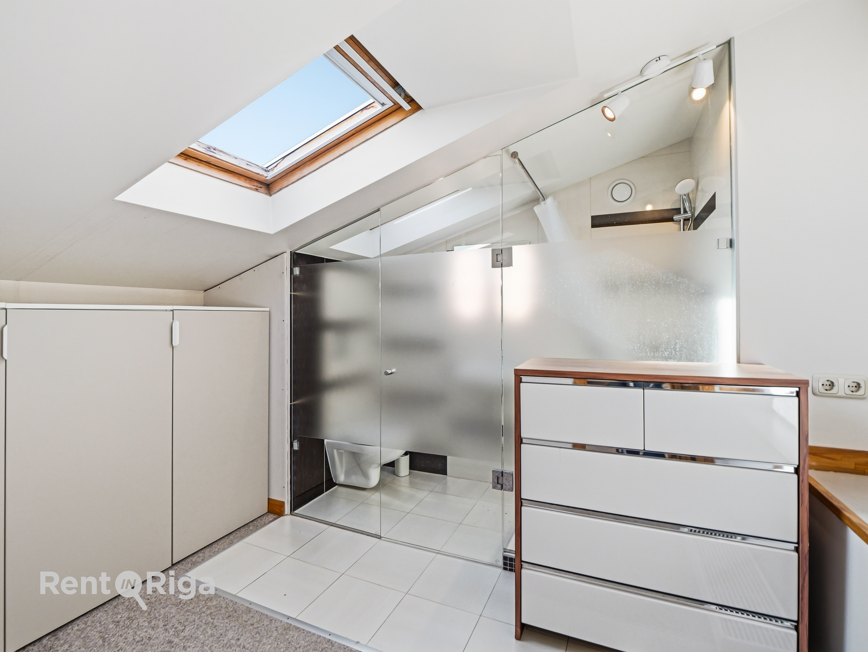 Izīrē dzīvokli, Brīvības iela 73 - Attēls 1