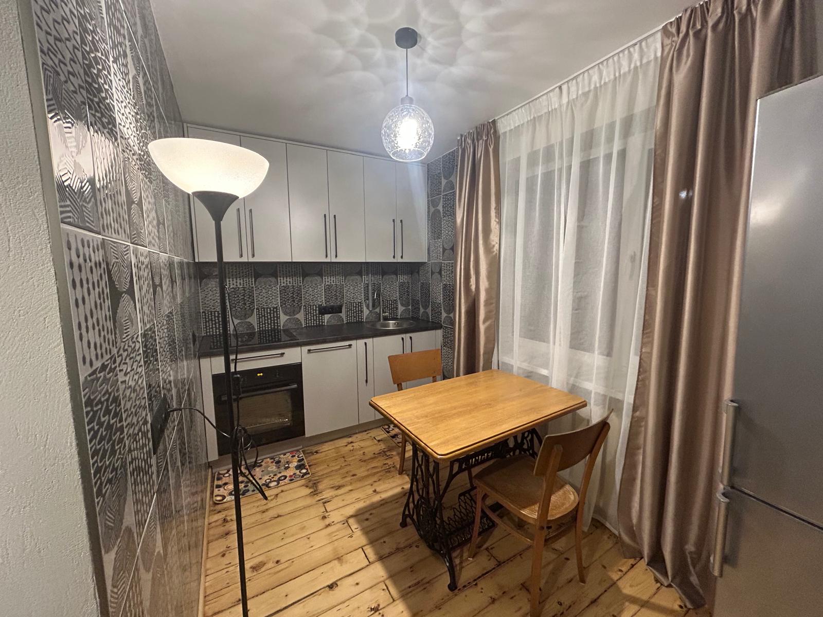 Izīrē dzīvokli, Šampētera iela 7 - Attēls 1