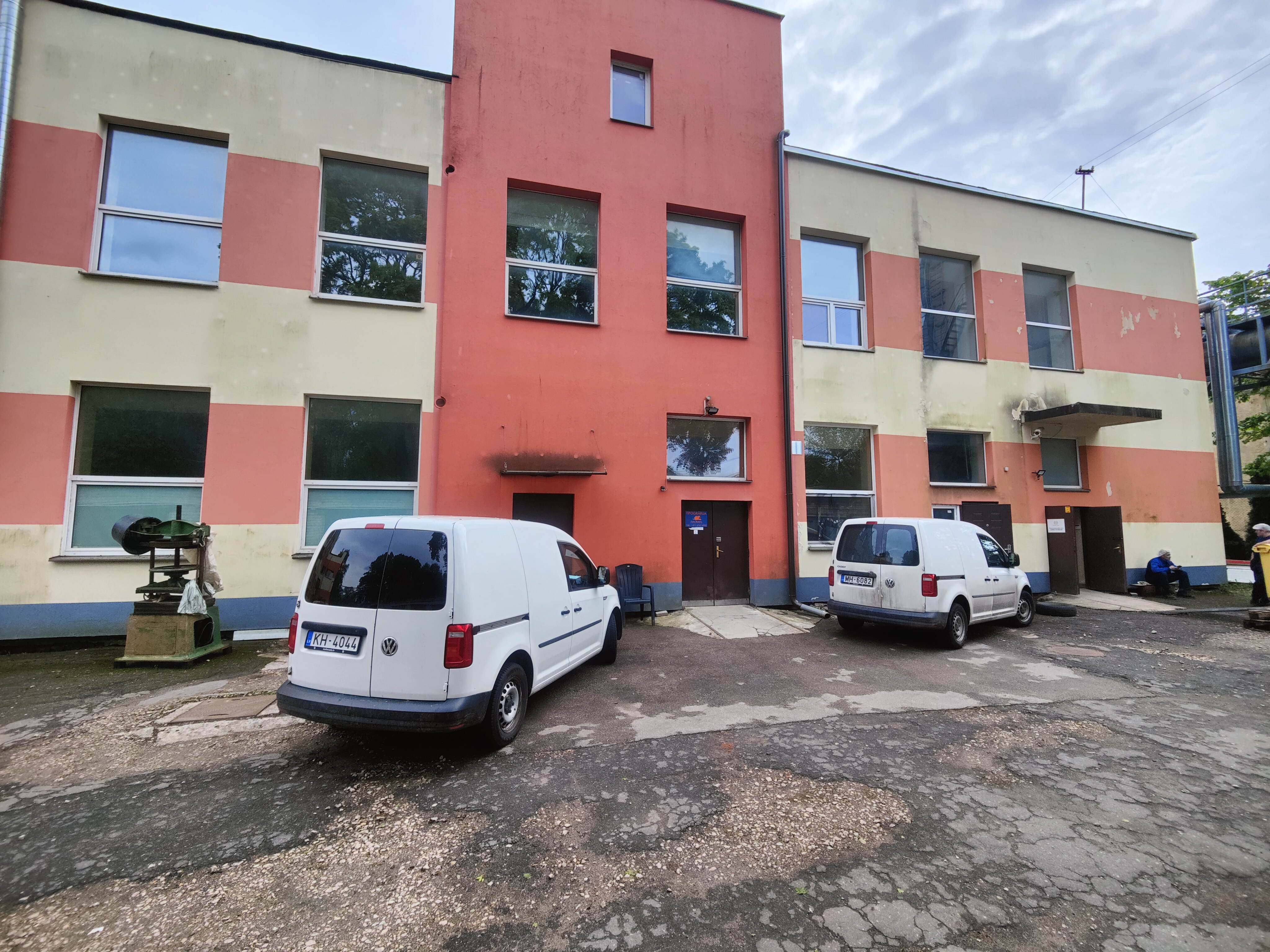 Iznomā ražošanas telpas, Kandavas iela - Attēls 1