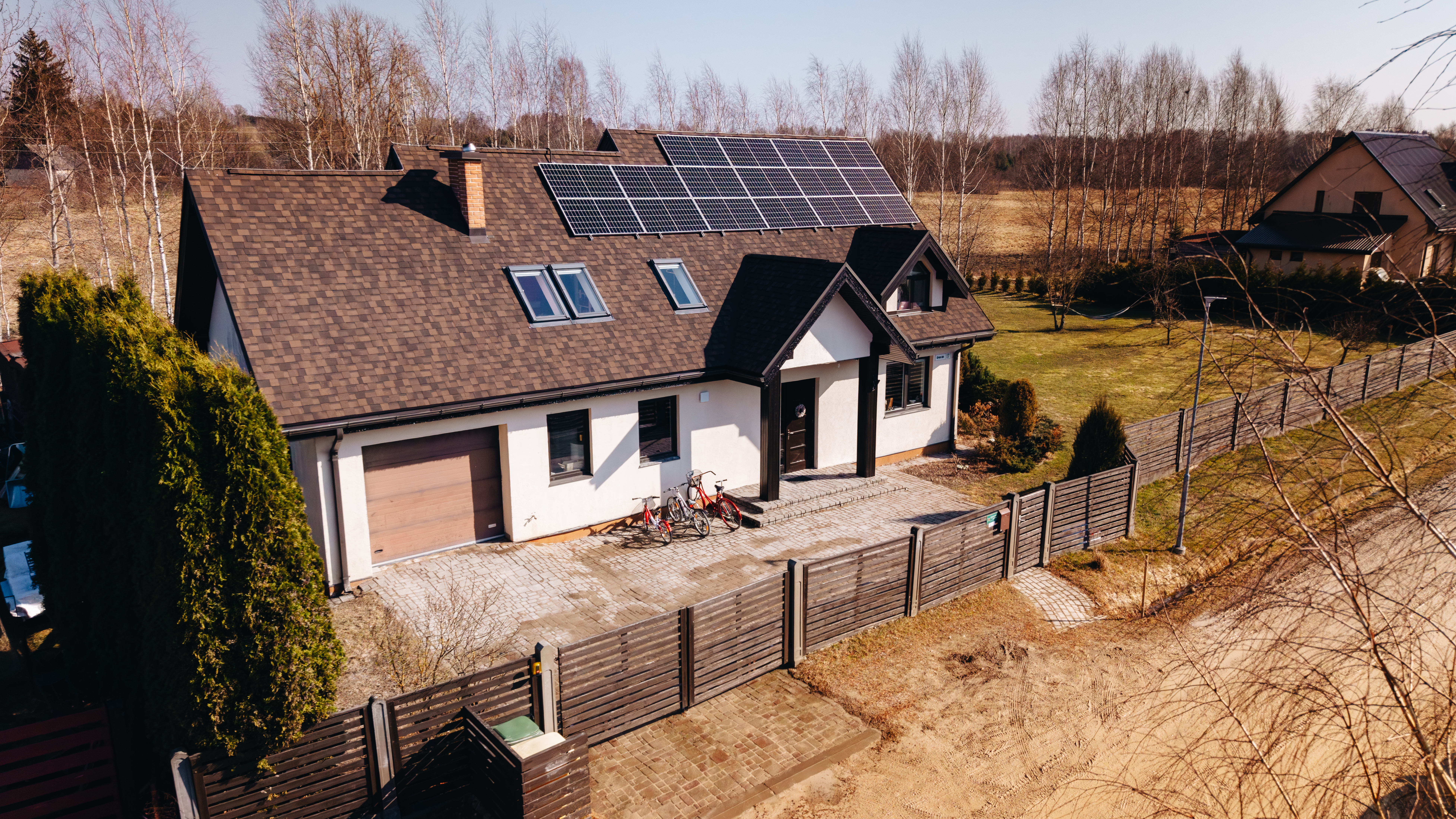 Pārdod māju, Gravu iela - Attēls 1