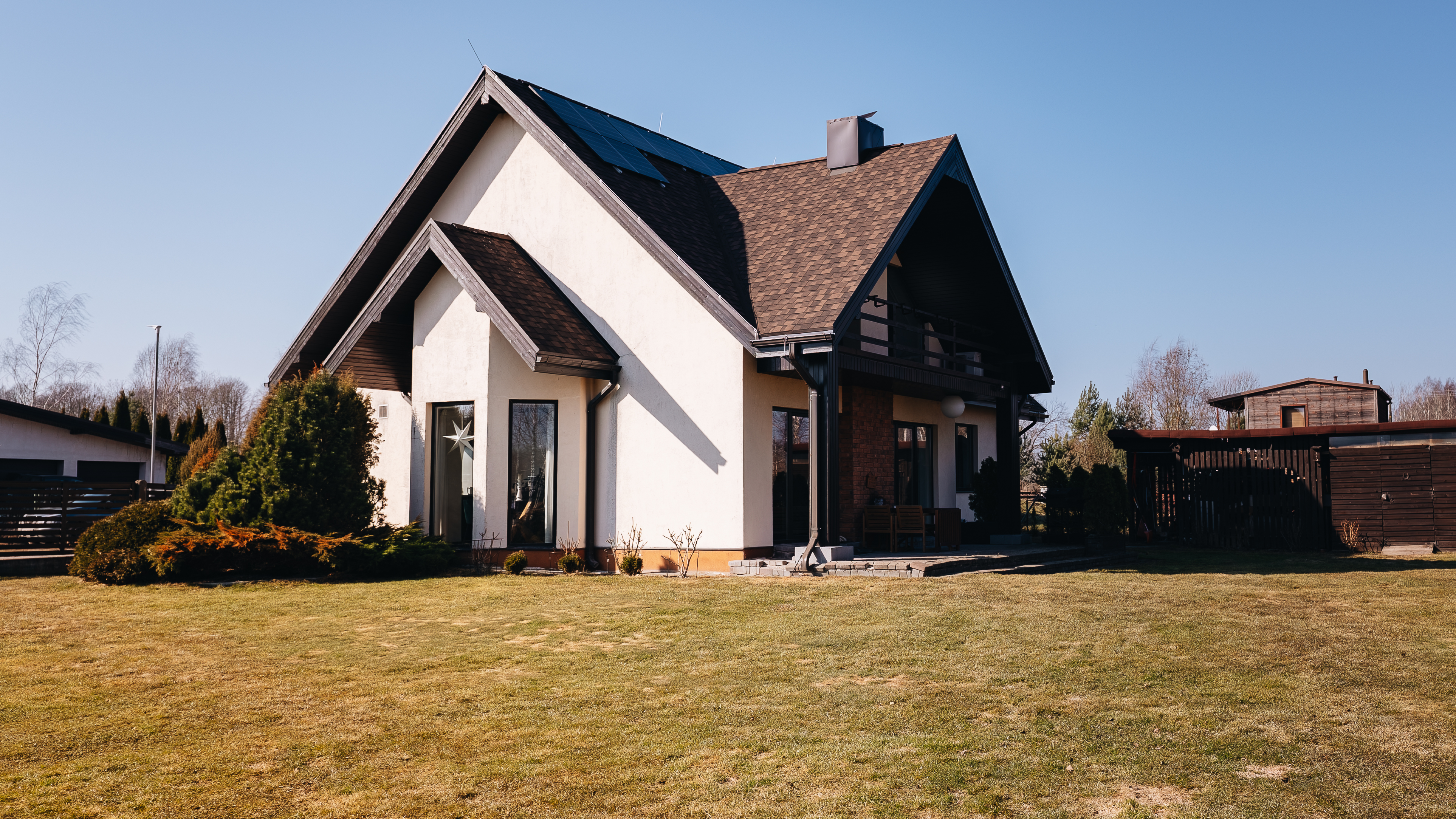 Pārdod māju, Gravu iela - Attēls 1