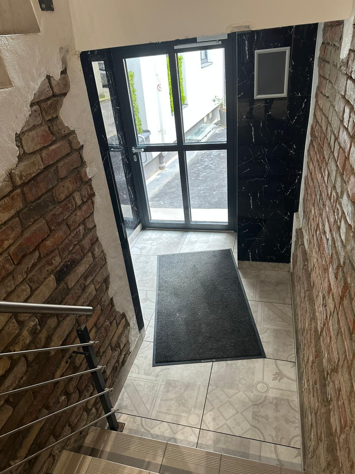 Pārdod dzīvokli, Terbatas iela 26A - Attēls 1