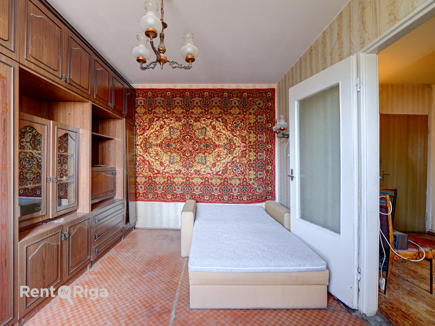 Pārdod dzīvokli, Salnas iela 6 - Attēls 1