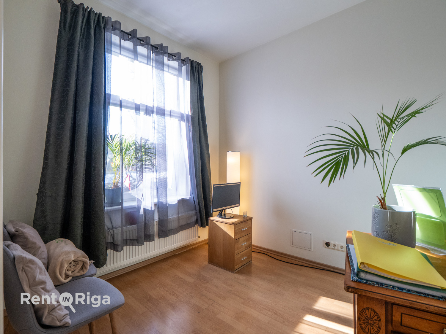 Pārdod namīpašumu, Stabu iela - Attēls 1