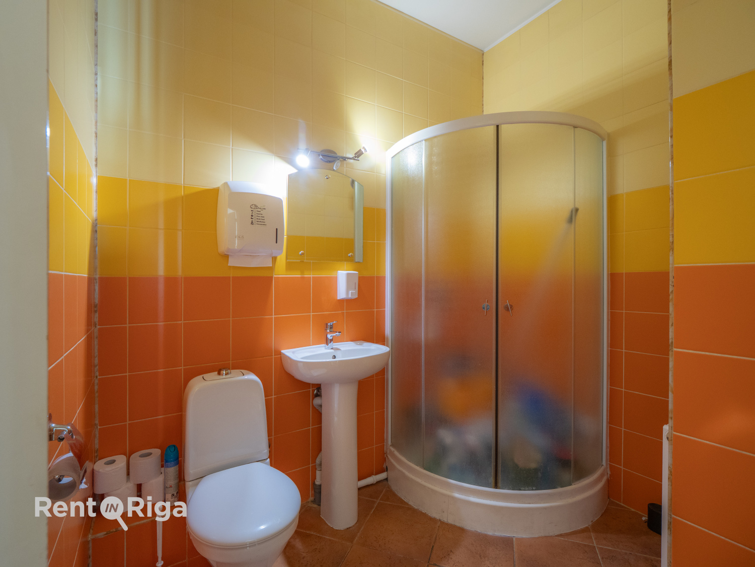 Pārdod namīpašumu, Stabu iela - Attēls 1