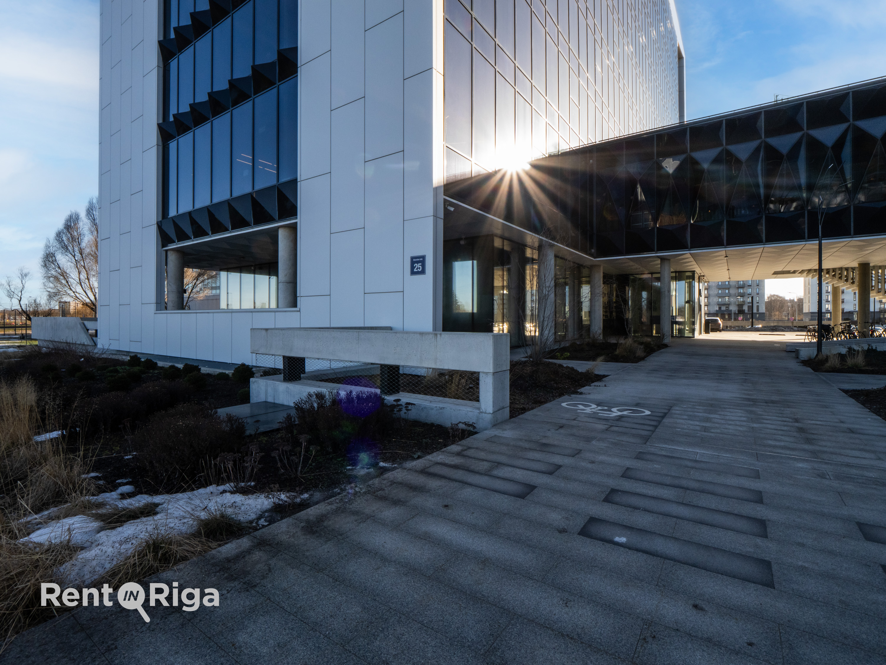 Iznomā tirdzniecības telpas, Skanstes iela - Attēls 1