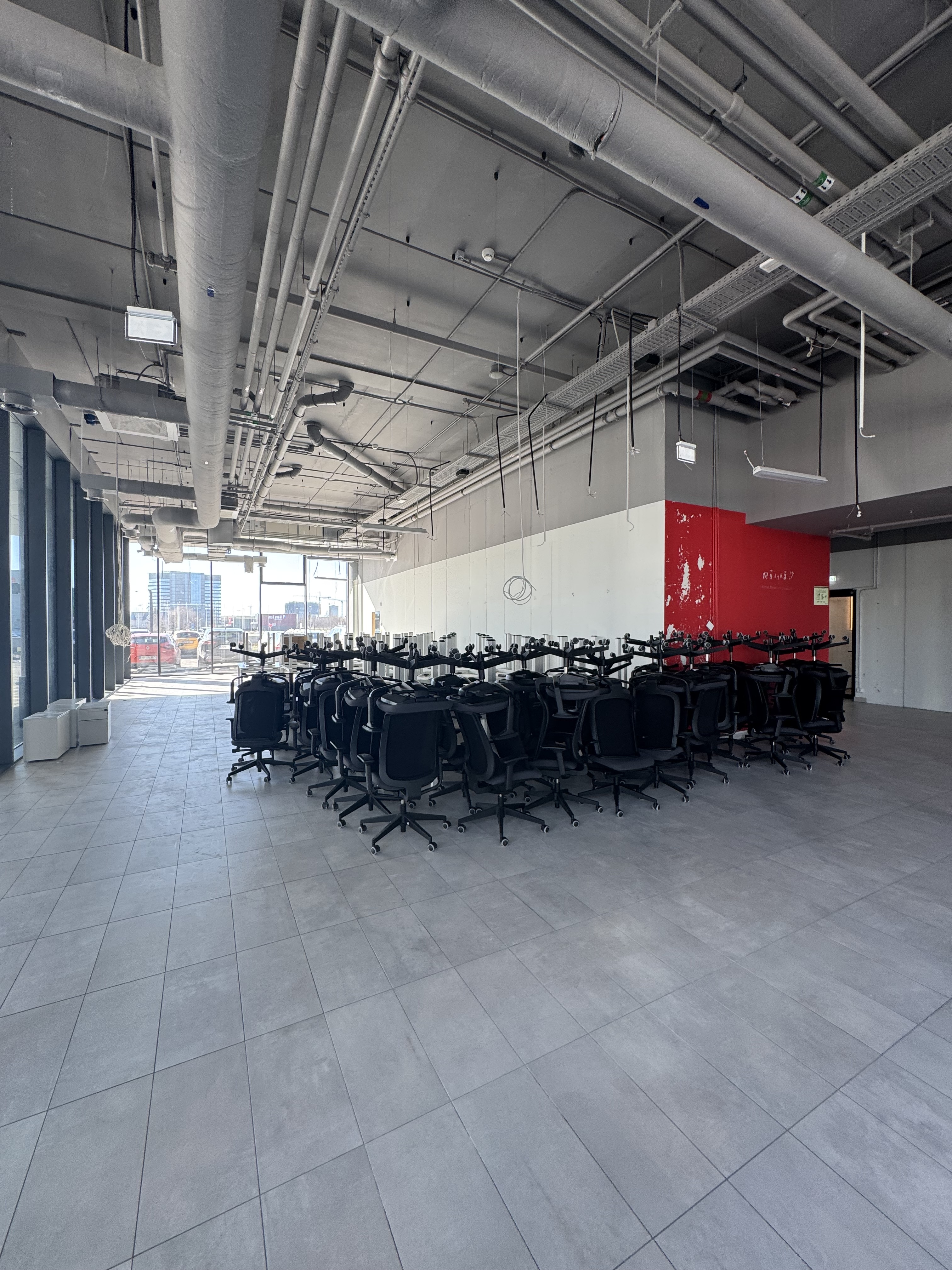 Iznomā tirdzniecības telpas, Skanstes iela - Attēls 1