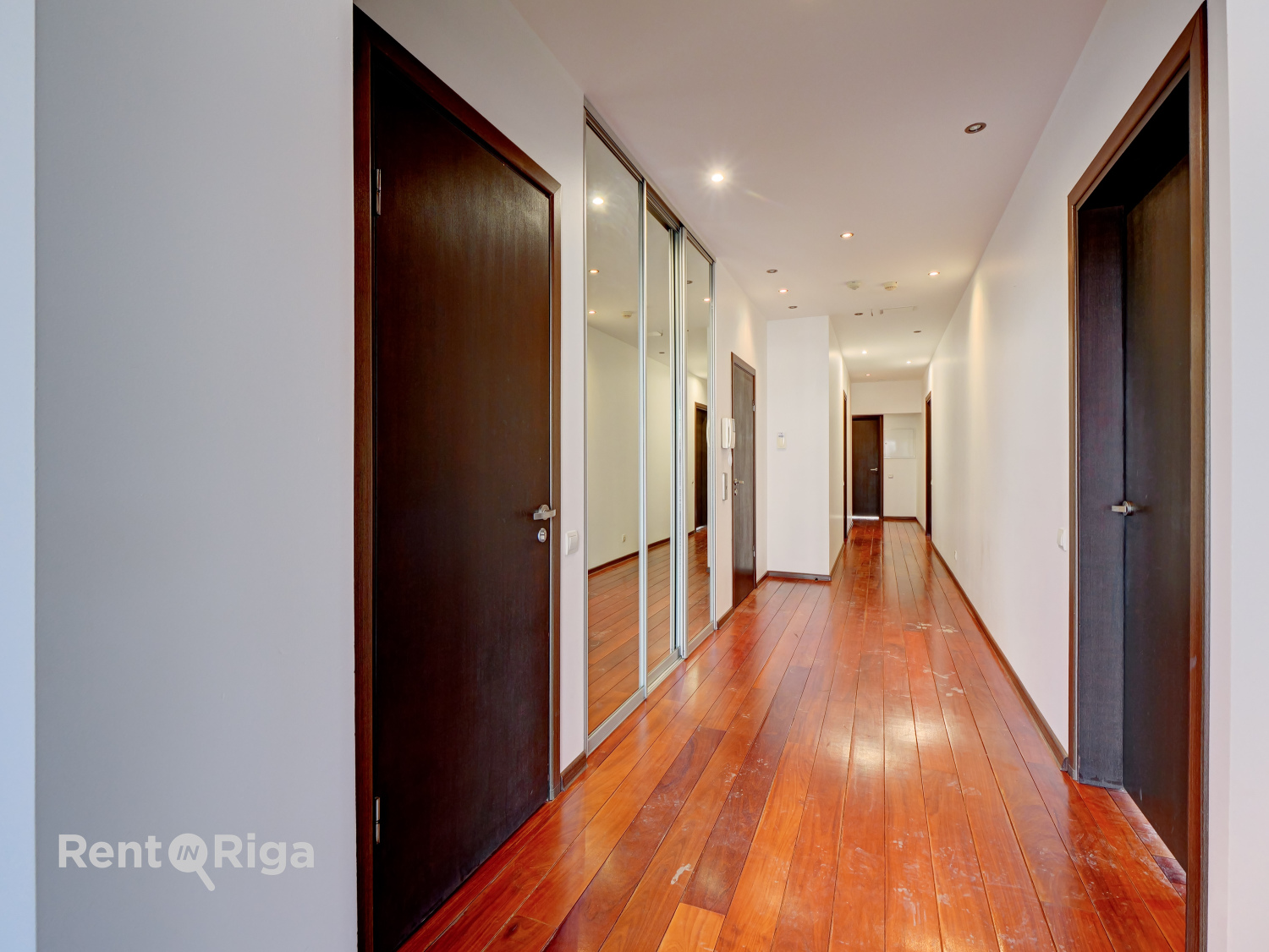 Izīrē dzīvokli, Pulkveža Brieža iela 21 - Attēls 1