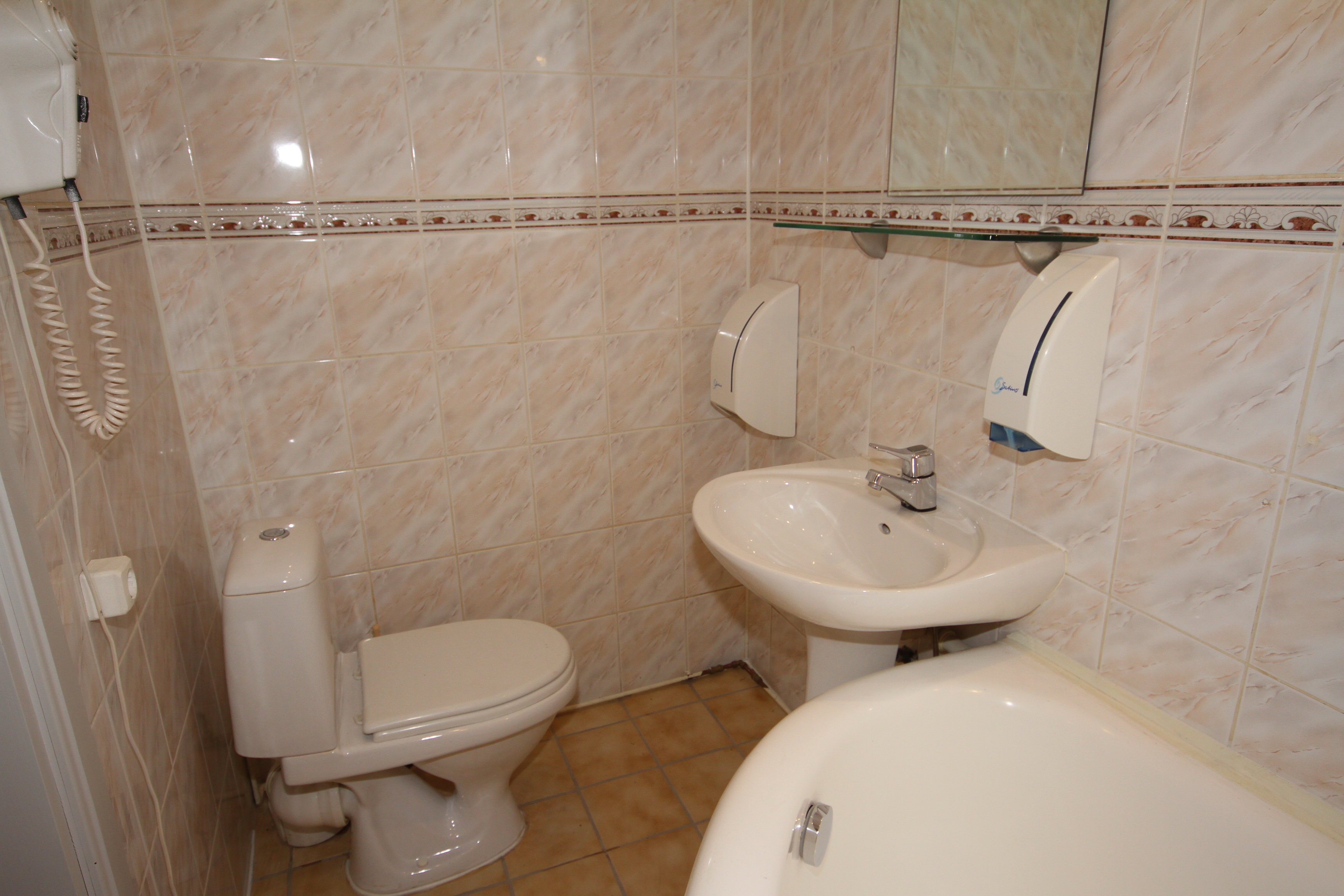 Izīrē dzīvokli, Čaka iela 126A - Attēls 1