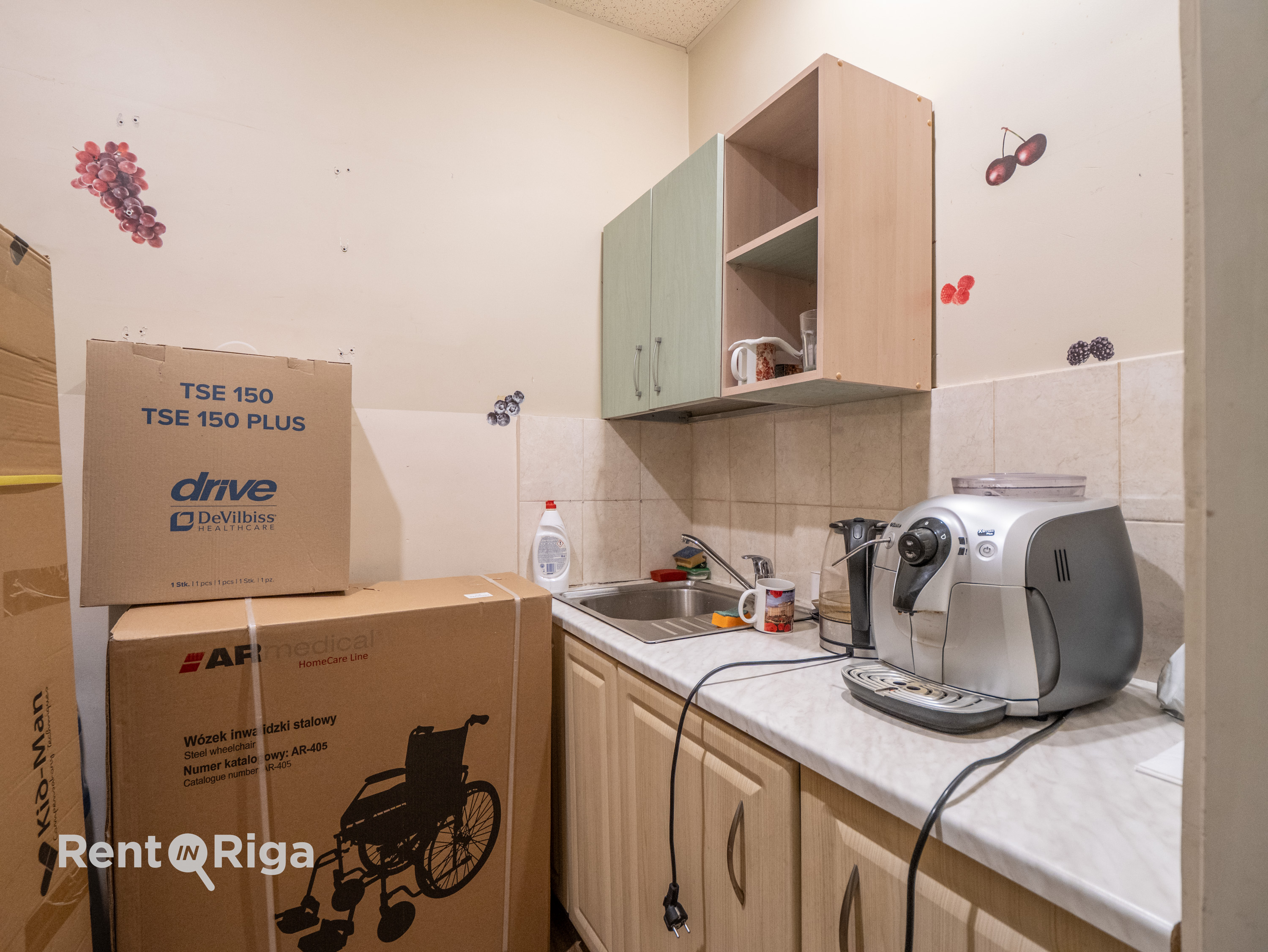 Pārdod tirdzniecības telpas, Pērnavas iela - Attēls 1