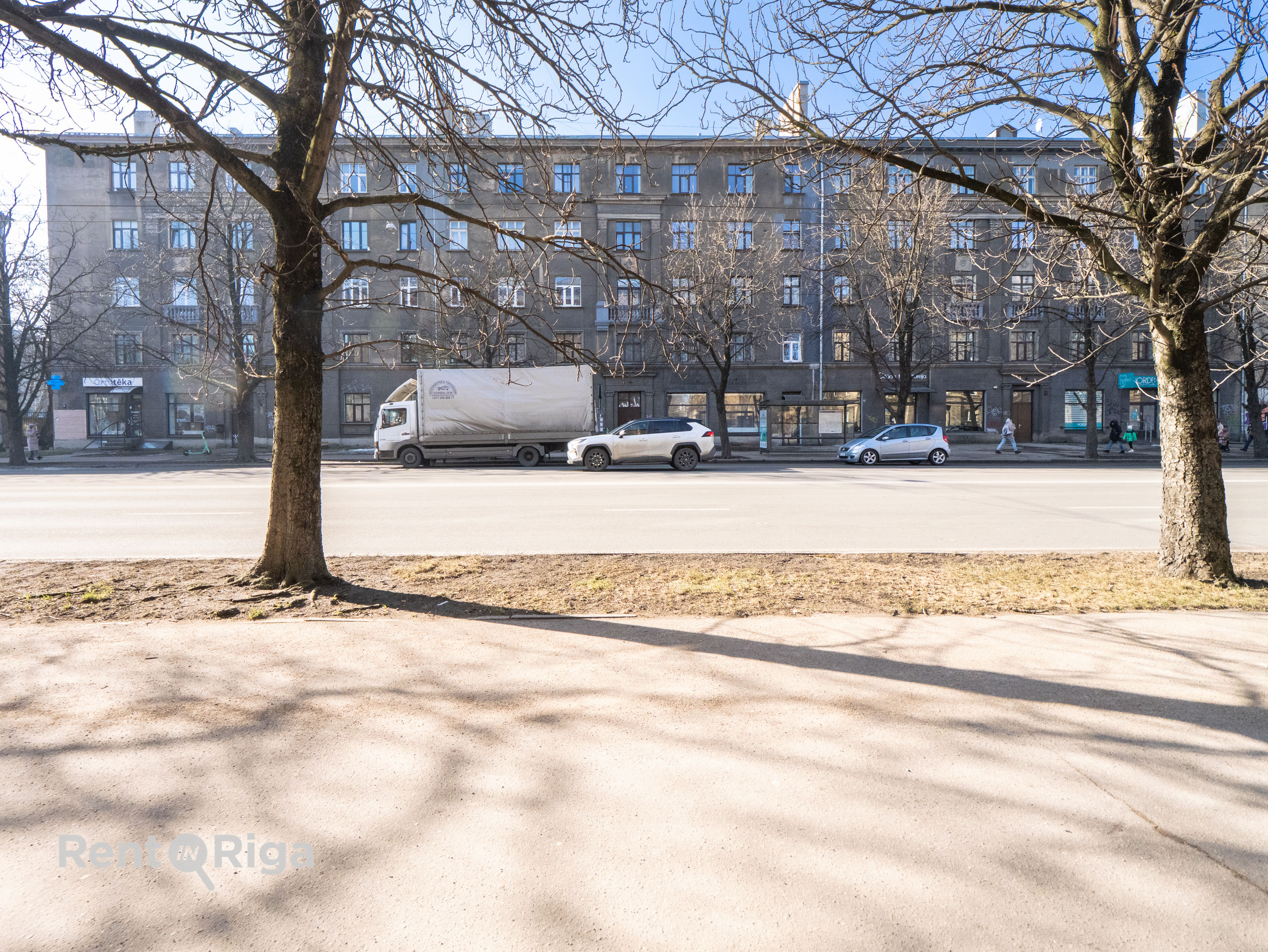 Pārdod tirdzniecības telpas, Pērnavas iela - Attēls 1