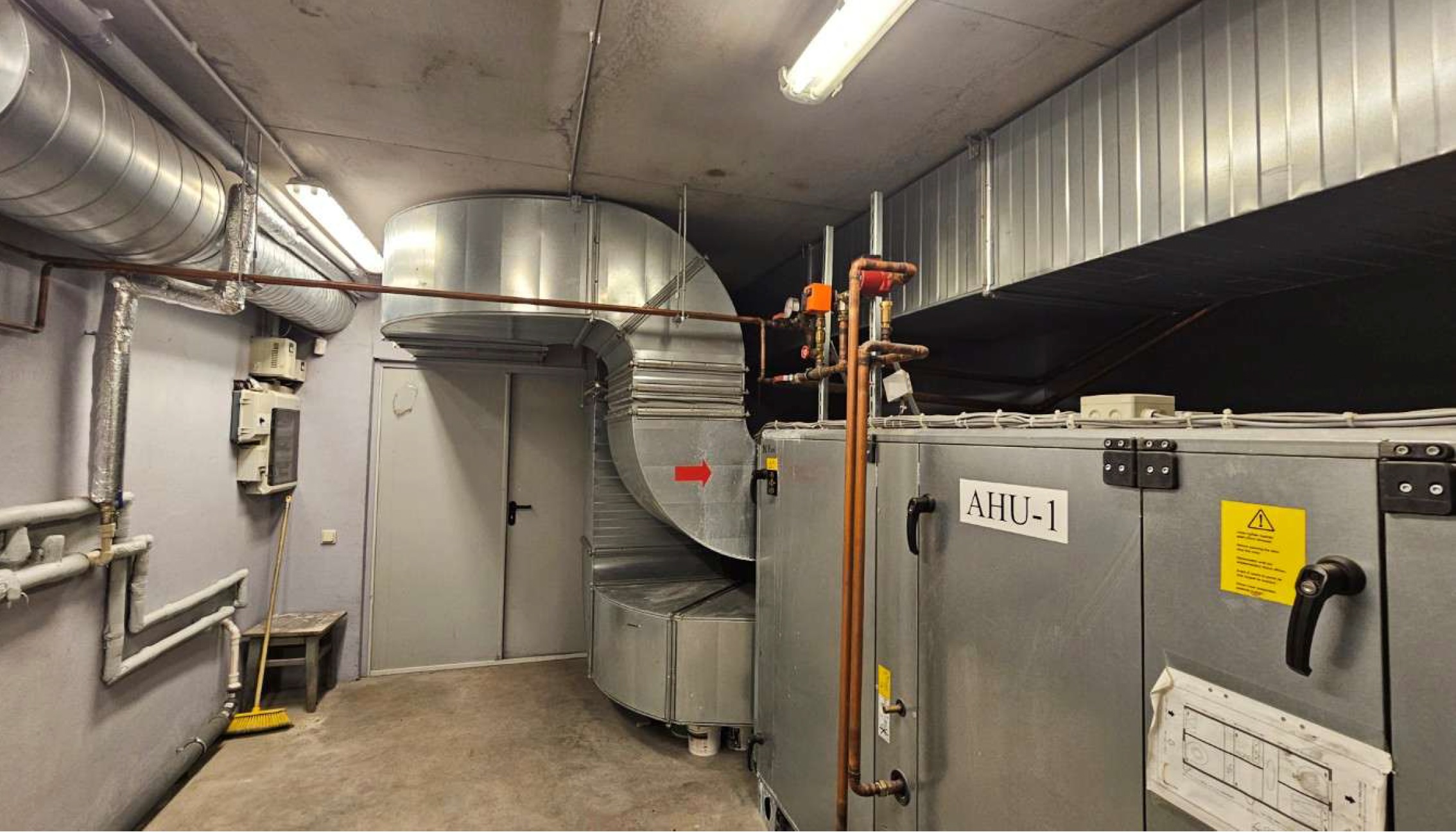 Pārdod tirdzniecības telpas, Malkas iela iela - Attēls 1