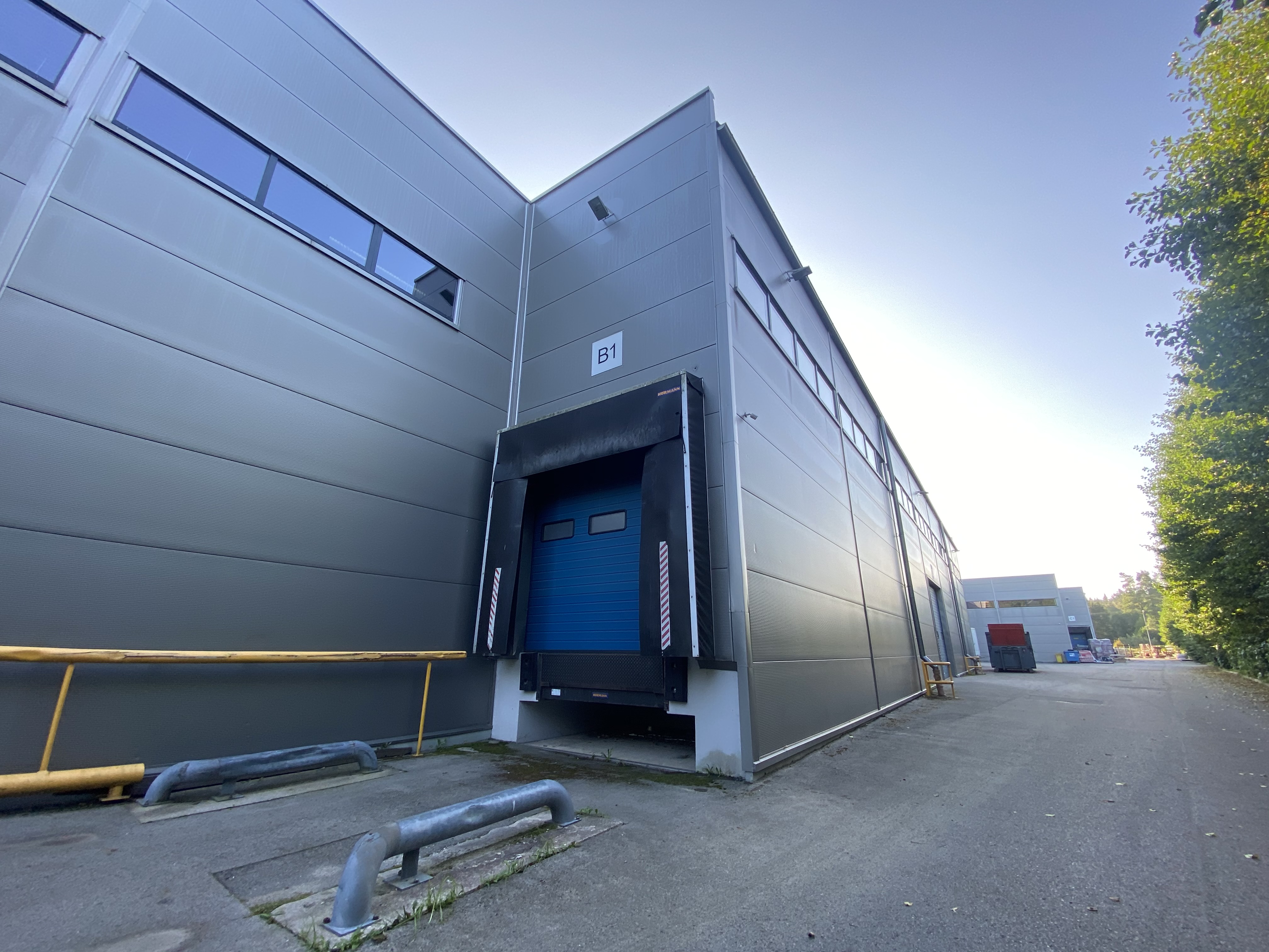 Iznomā ražošanas telpas, Piepilsētas iela - Attēls 1