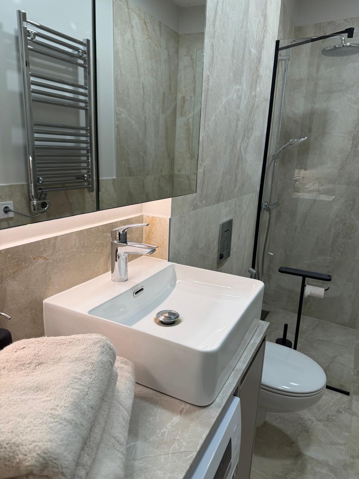 Izīrē dzīvokli, Dzirnavu iela 17 - Attēls 1