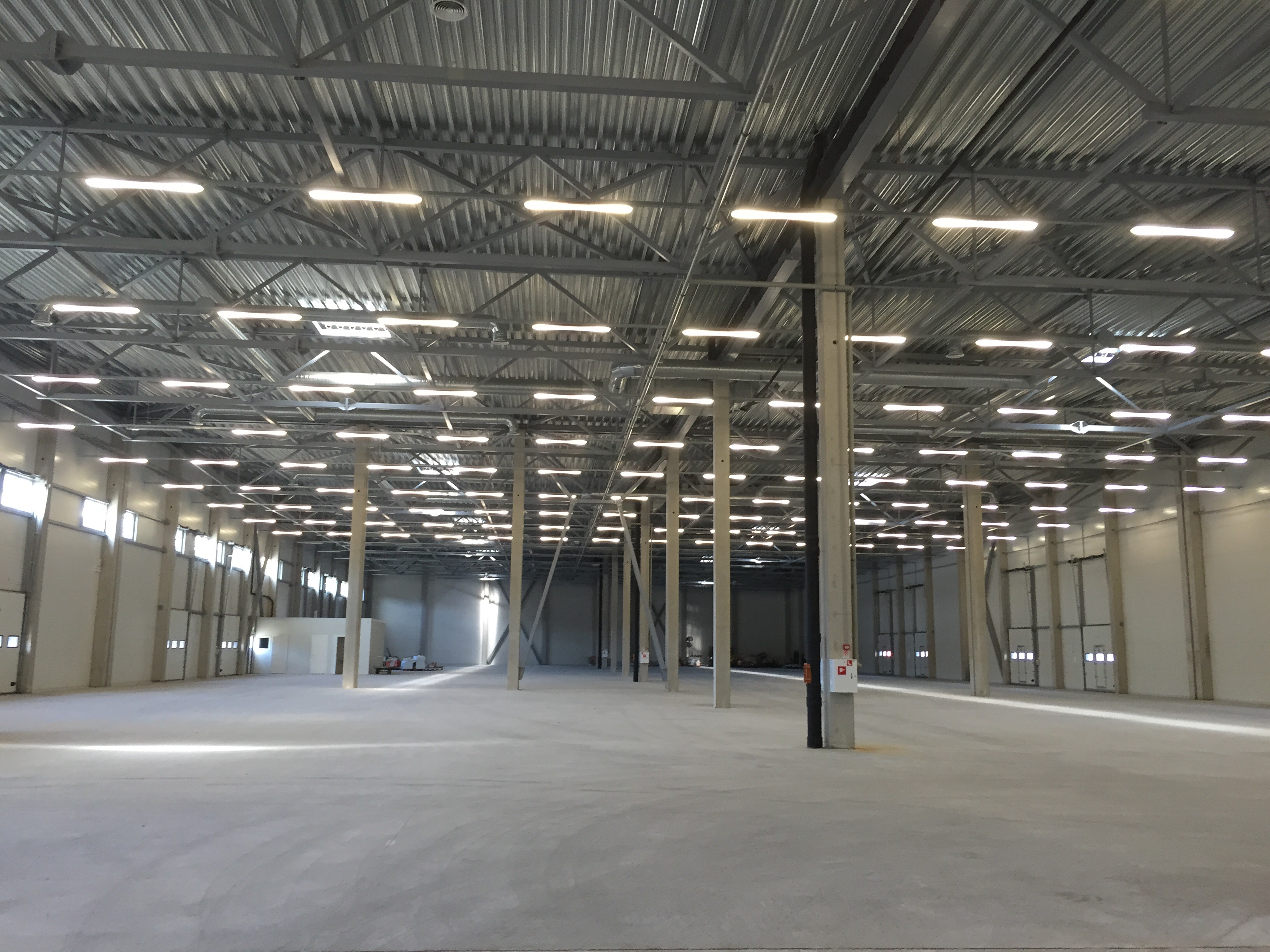 Iznomā noliktavu, Daugavgrīvas iela - Attēls 1