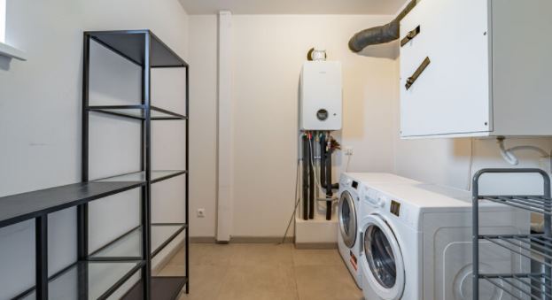 Izīrē māju, Jūras iela - Attēls 1