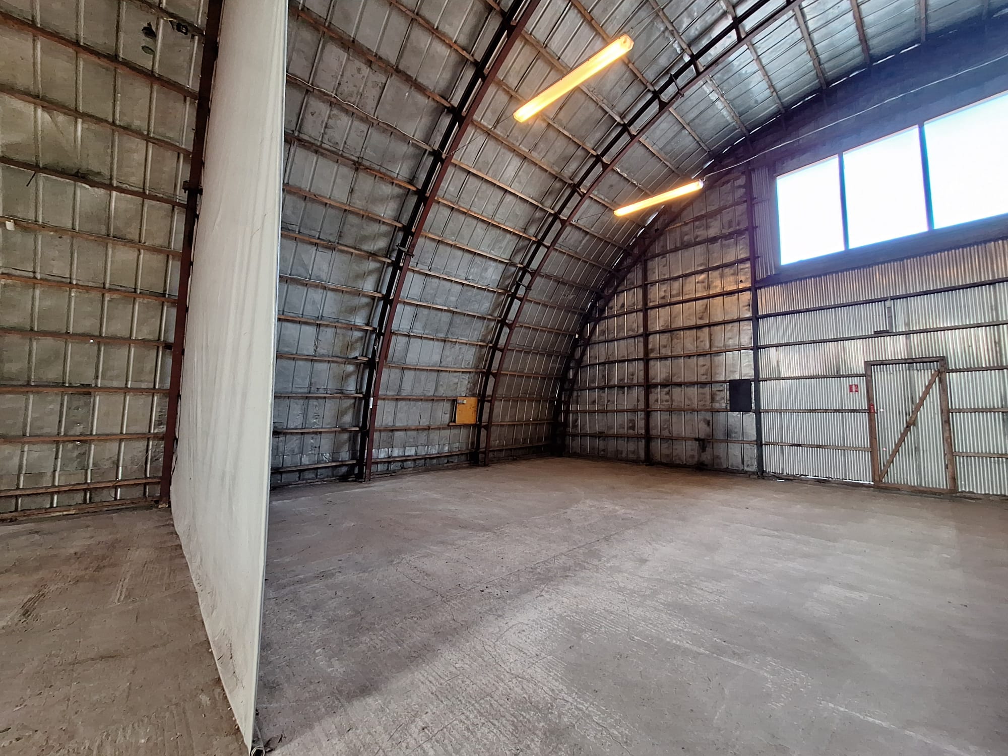 Iznomā ražošanas telpas, Ganību dambis iela - Attēls 1