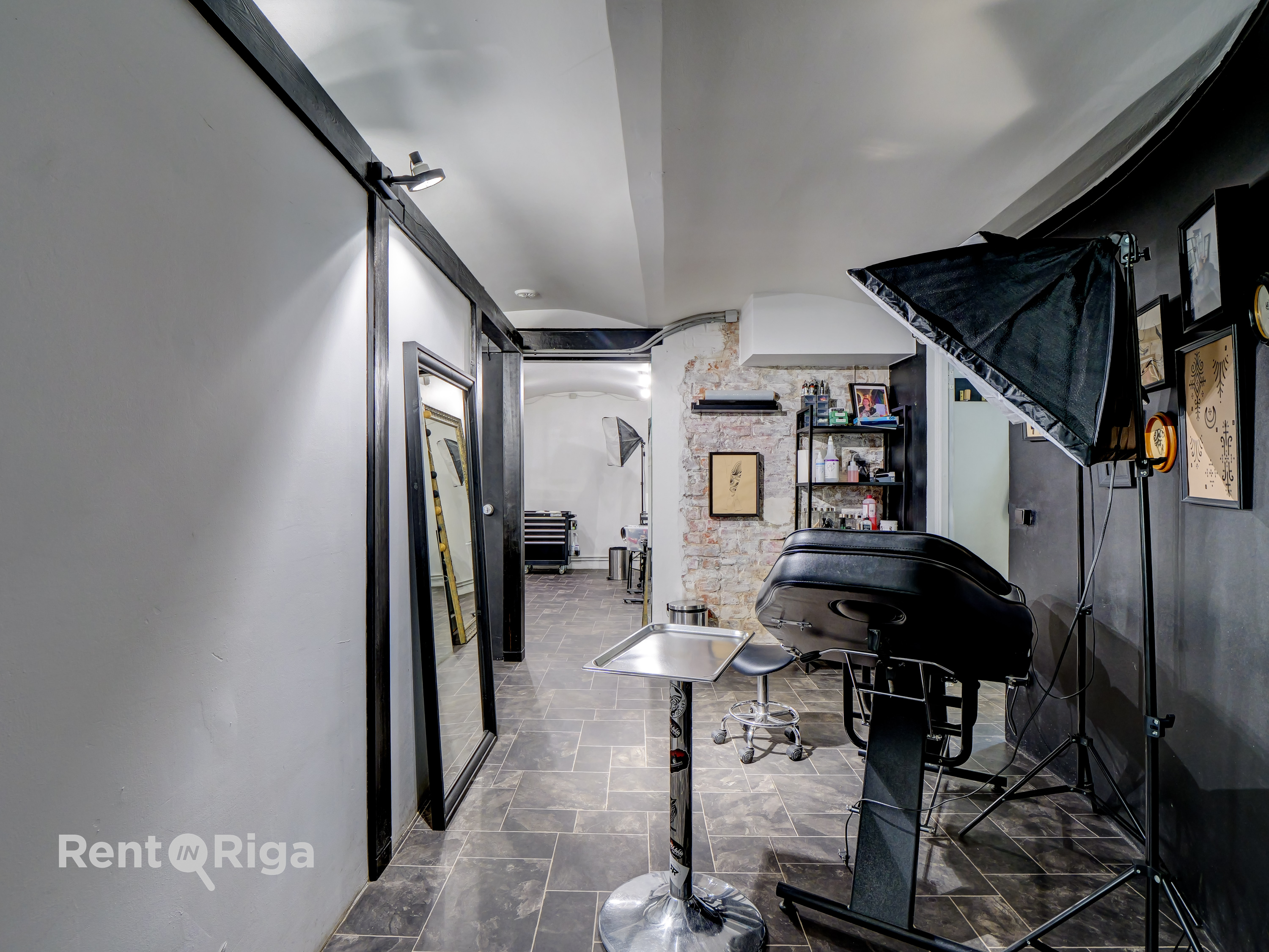 Pārdod tirdzniecības telpas, Miera iela - Attēls 1