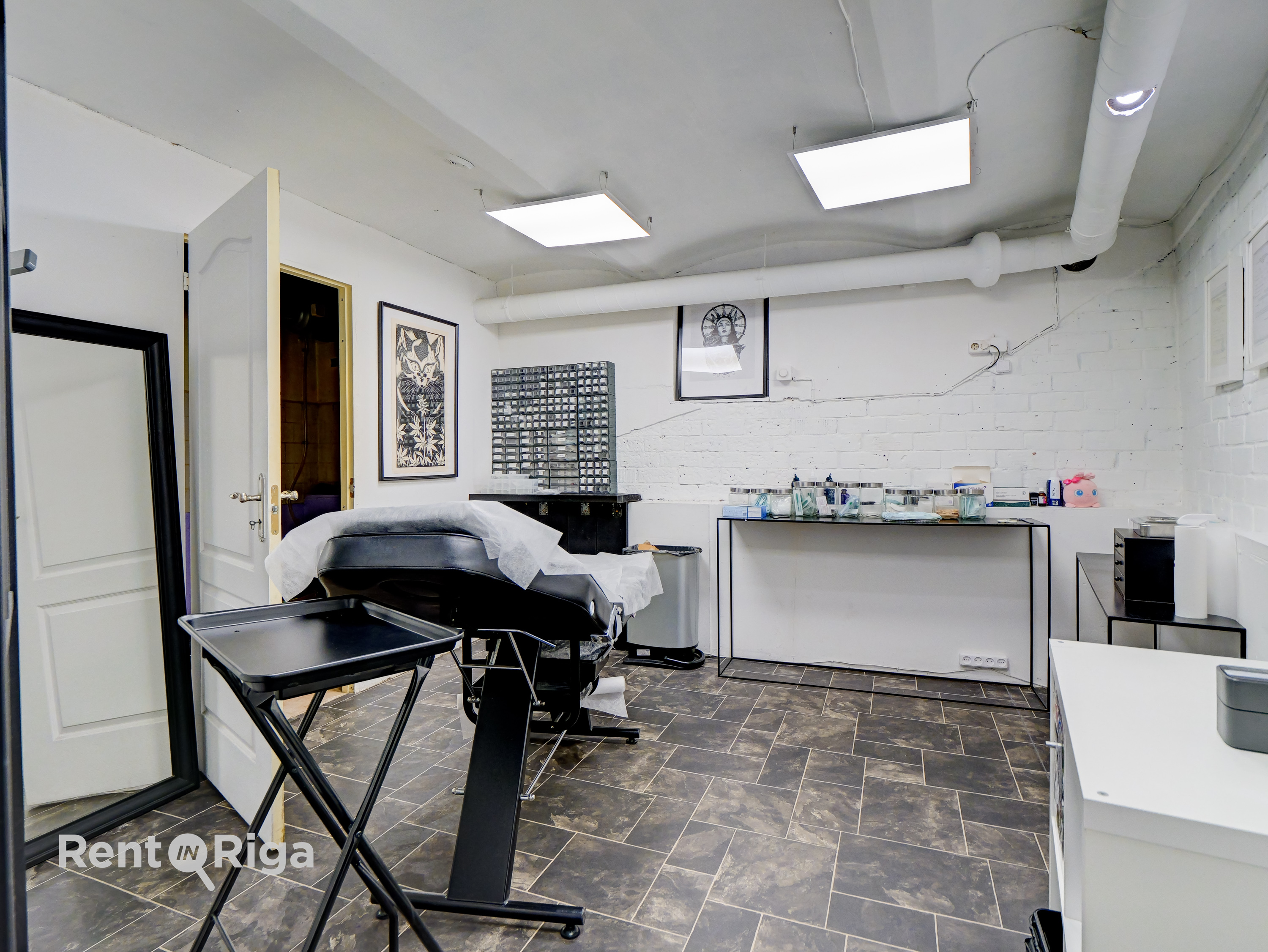 Pārdod tirdzniecības telpas, Miera iela - Attēls 1