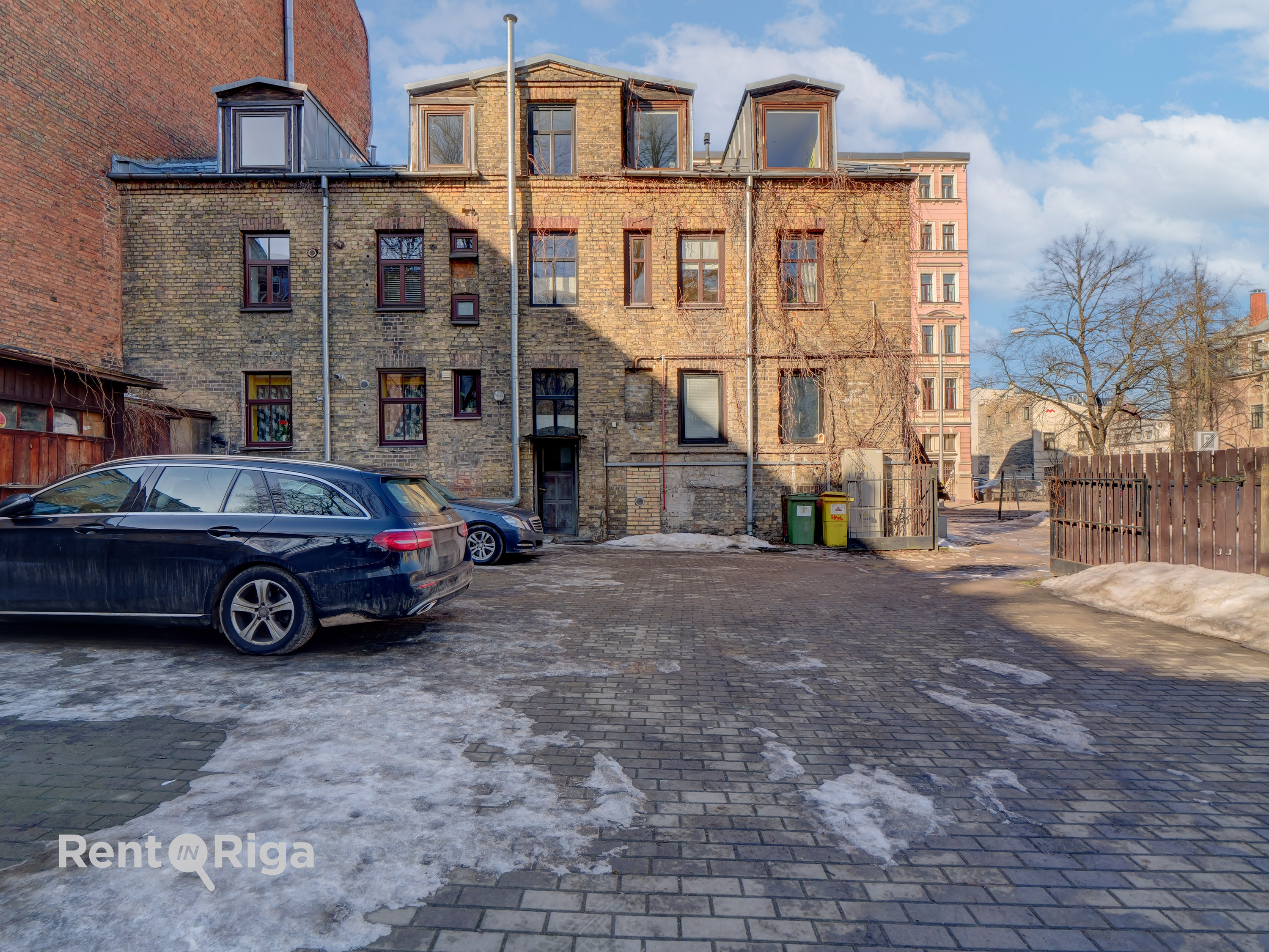 Pārdod tirdzniecības telpas, Miera iela - Attēls 1