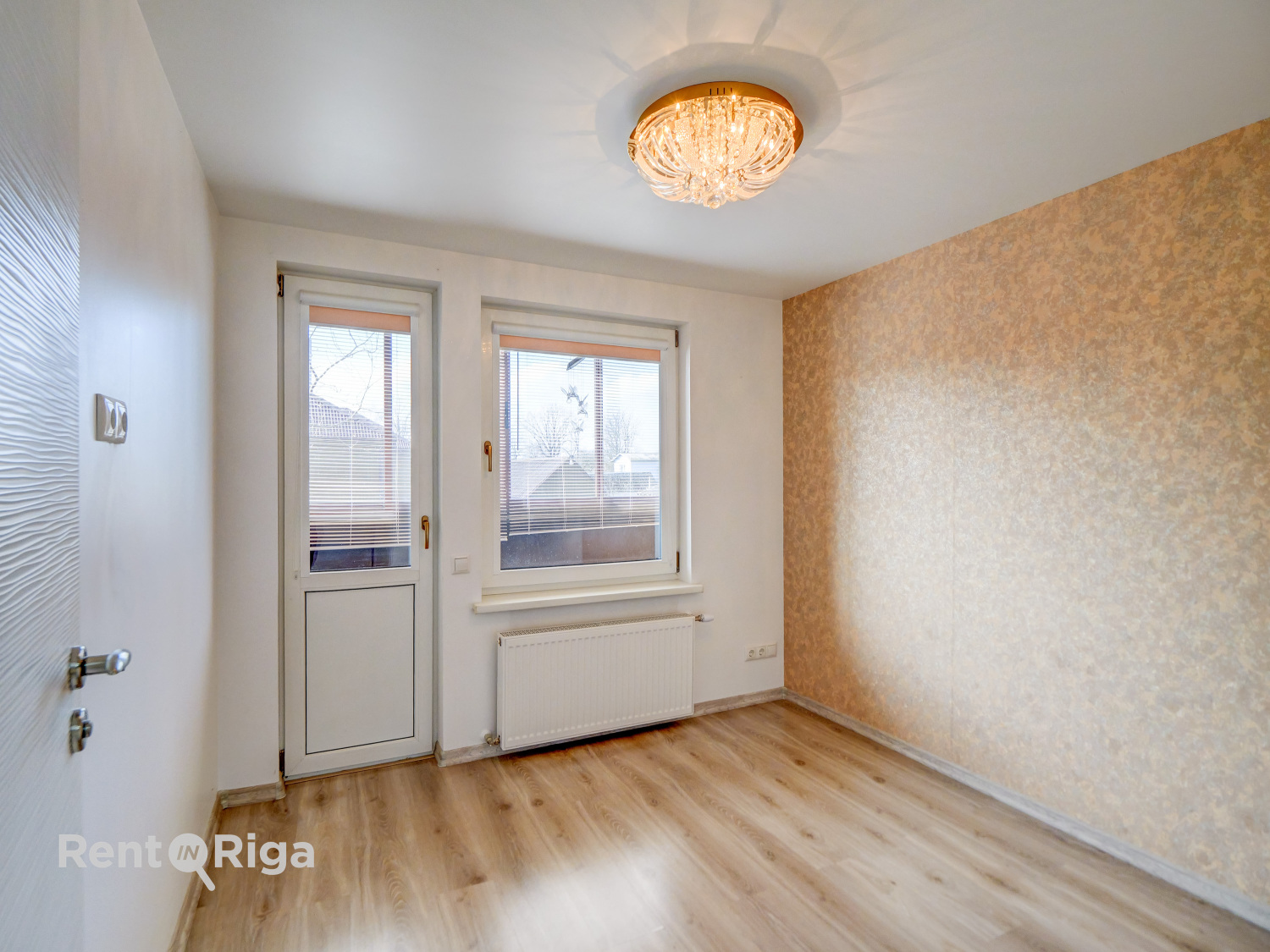 Pārdod dzīvokli, Leona Paegles iela 28 - Attēls 1