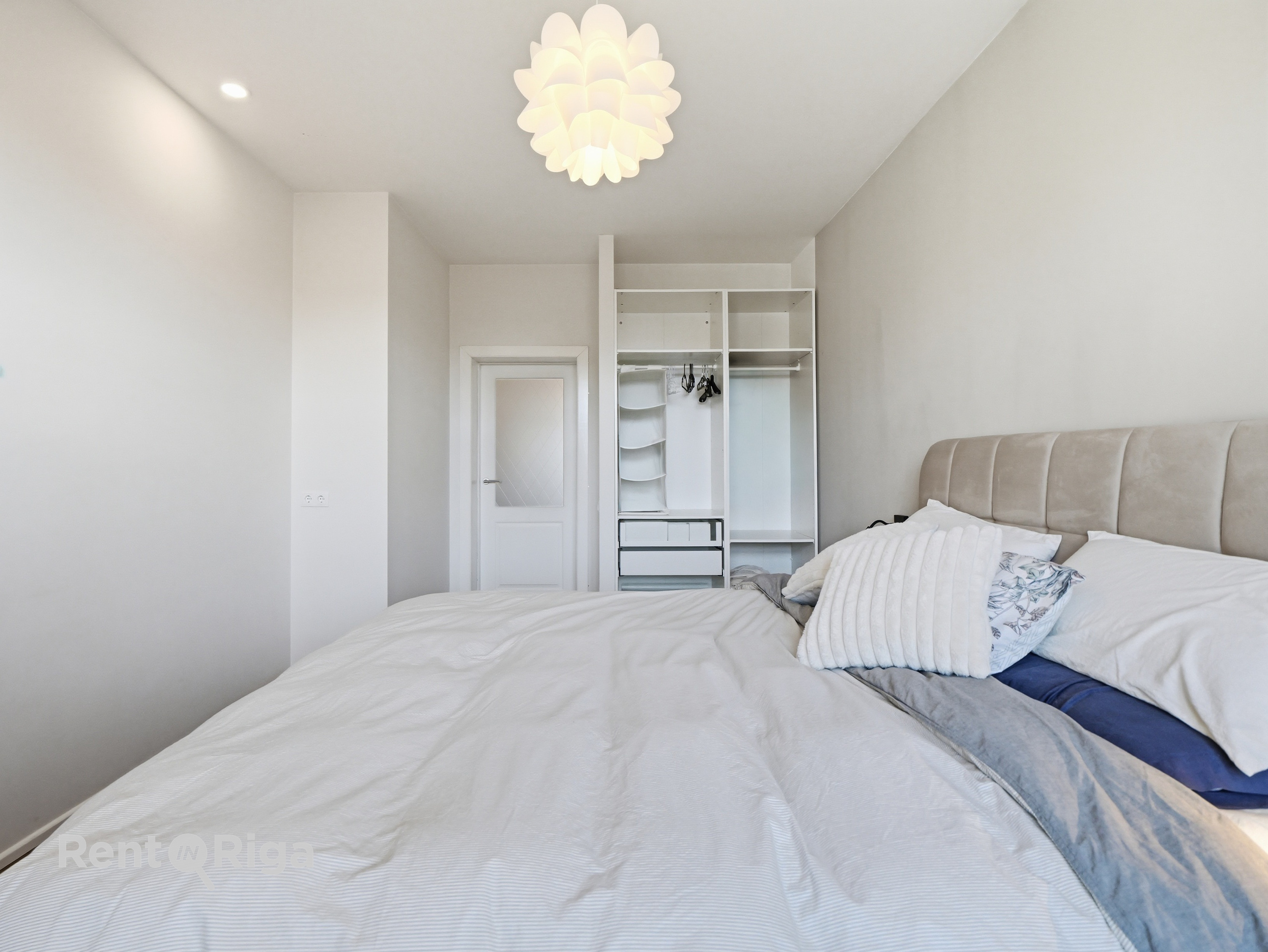 Apartment for rent, Dzirnavu street 113A - Image 1